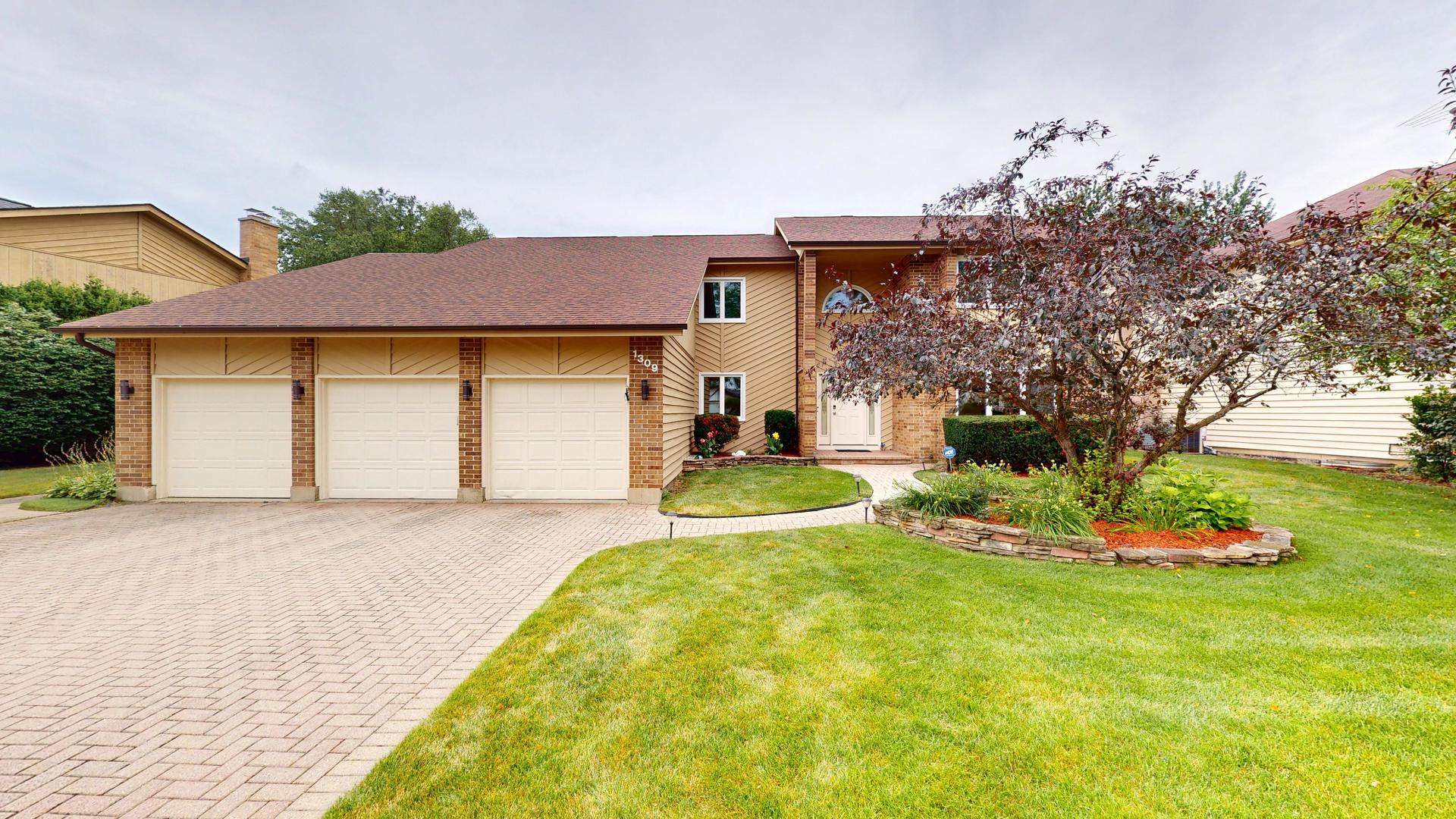 Photo 1 of Single family home for sale at 1309 Witney Ln, Buffalo Grove, IL 60089 | MLS# 12752095 | Listing updated on 2026-09-04