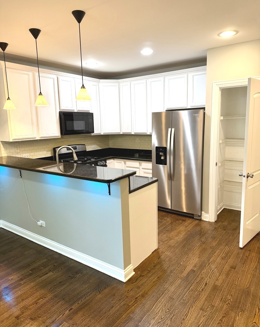 Photo 2 of Condo for sale at 5017 S Prairie Ave #1N, Chicago, IL 60615 | MLS# 12752302 | Listing updated on 2026-09-06