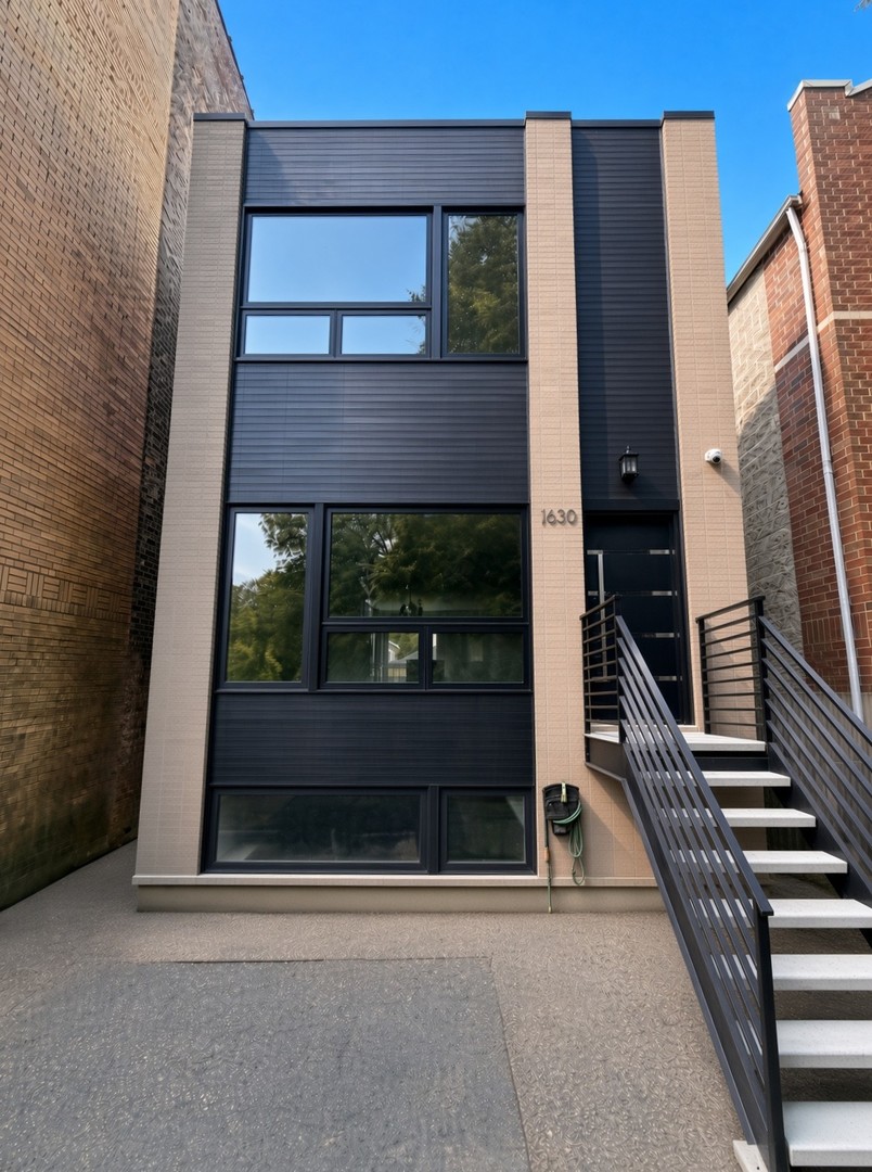 Photo 1 of Single family home for sale at 1630 N Humboldt Blvd, Chicago, IL 60647 | MLS# 12752411 | Listing updated on 2026-09-07