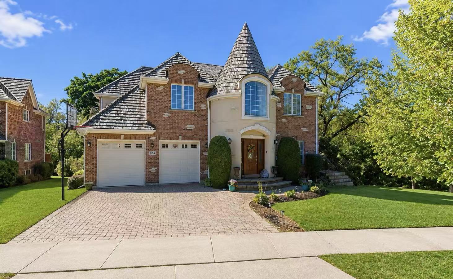 Photo 3 of Single family home for sale at 874 Writer Ct, Vernon Hills, IL 60061 | MLS# 12752429 | Listing updated on 2026-09-05