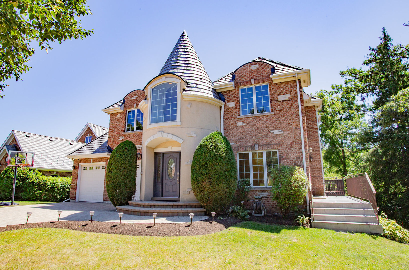 Photo 2 of Mansion for sale at 874 Writer Ct, Vernon Hills, IL 60061 | MLS# 12752429 | Listing updated on 2026-09-05