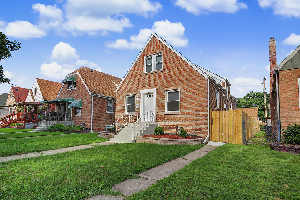 Photo 2 of Single family home for sale at 11325 S Ave H, Chicago, IL 60617 | MLS# 12752758 | Listing updated on 2026-09-06