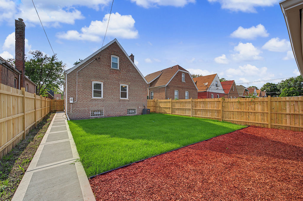Photo 27 of Single family home for sale at 11325 S Ave H, Chicago, IL 60617 | MLS# 12752758 | Listing updated on 2026-09-06