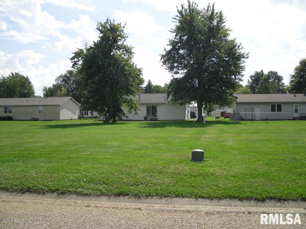 Homes for sale in Salem, IL | 00 Newport Dr, Salem, IL 62881 | MLS# EB423826