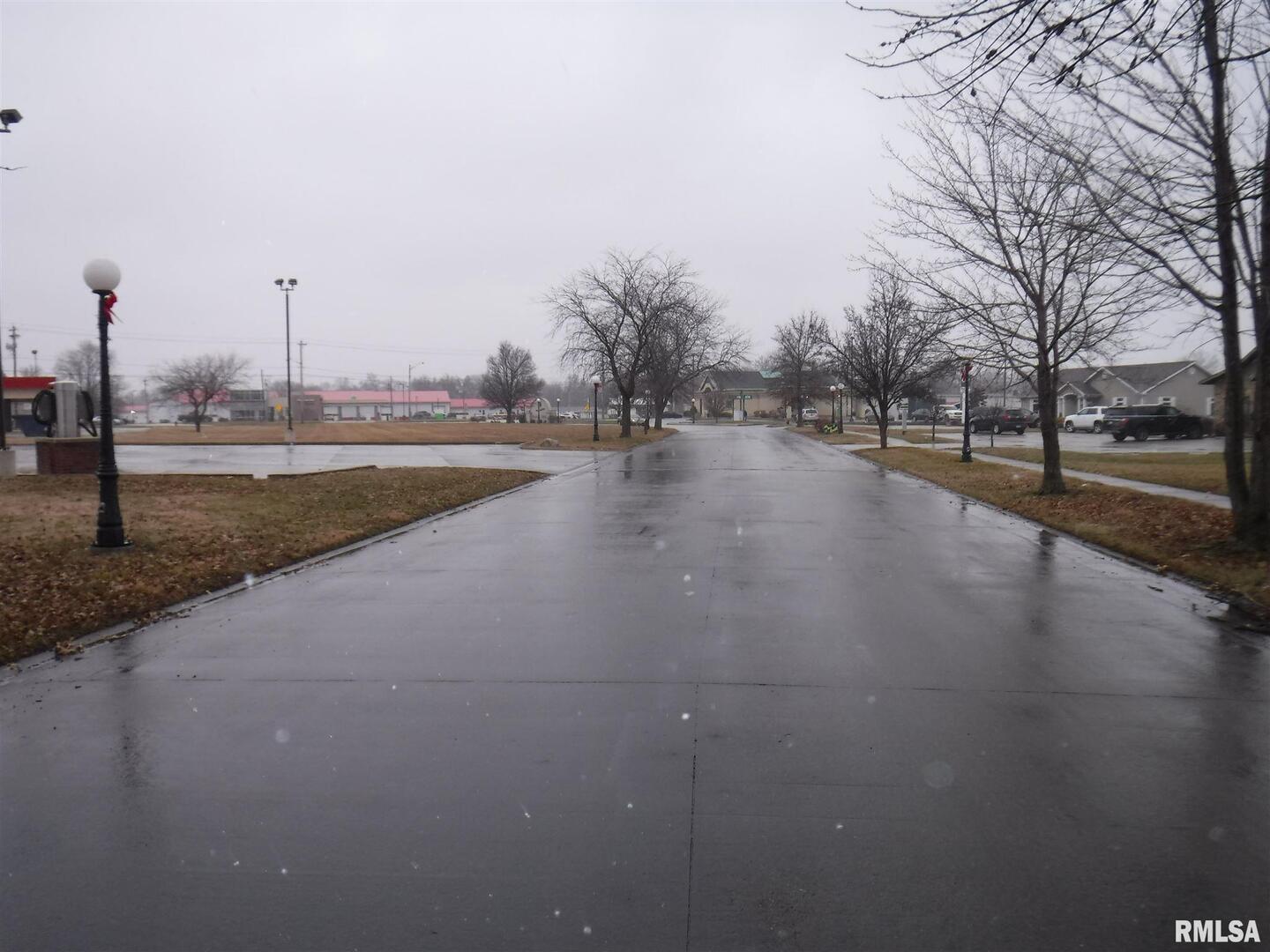 Homes for sale in Salem, IL | Lot 12 Cross Creek Blvd, Salem, IL 62881 | MLS# EB437930