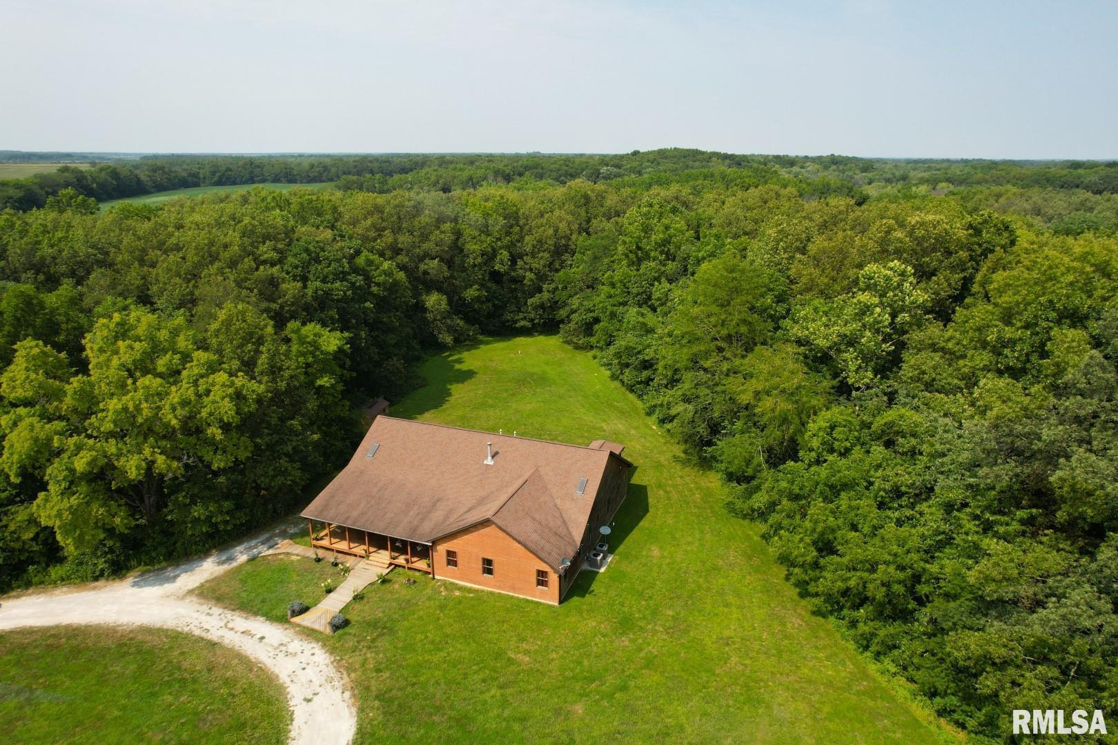 Homes for sale in Desoto, IL | 253 Ween Rd, Desoto, IL 62924 | MLS# EB440854