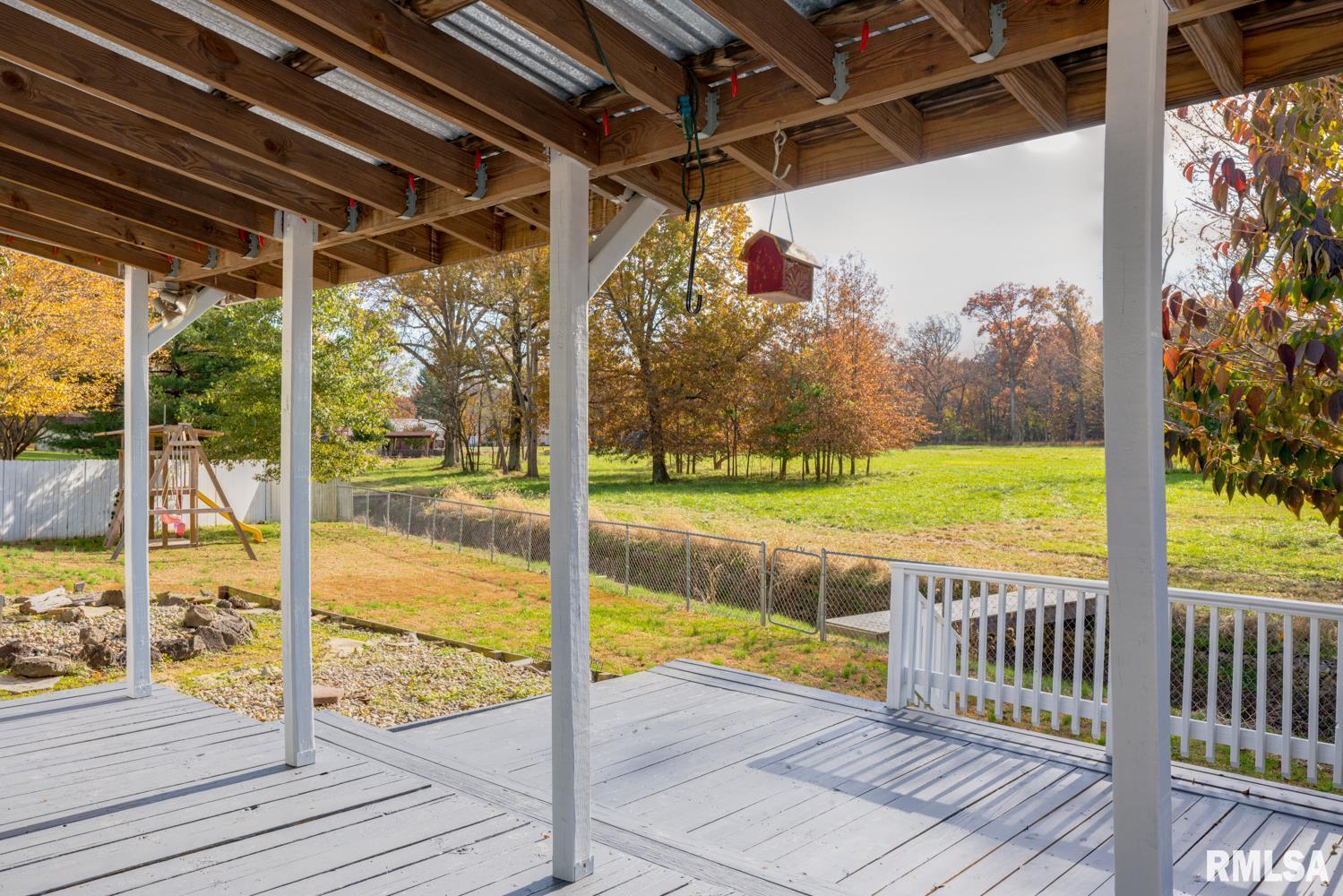 Homes for sale in Mount Vernon, IL | 4419 Woodglen Ln, Mount Vernon, IL 62864 | MLS# EB442194