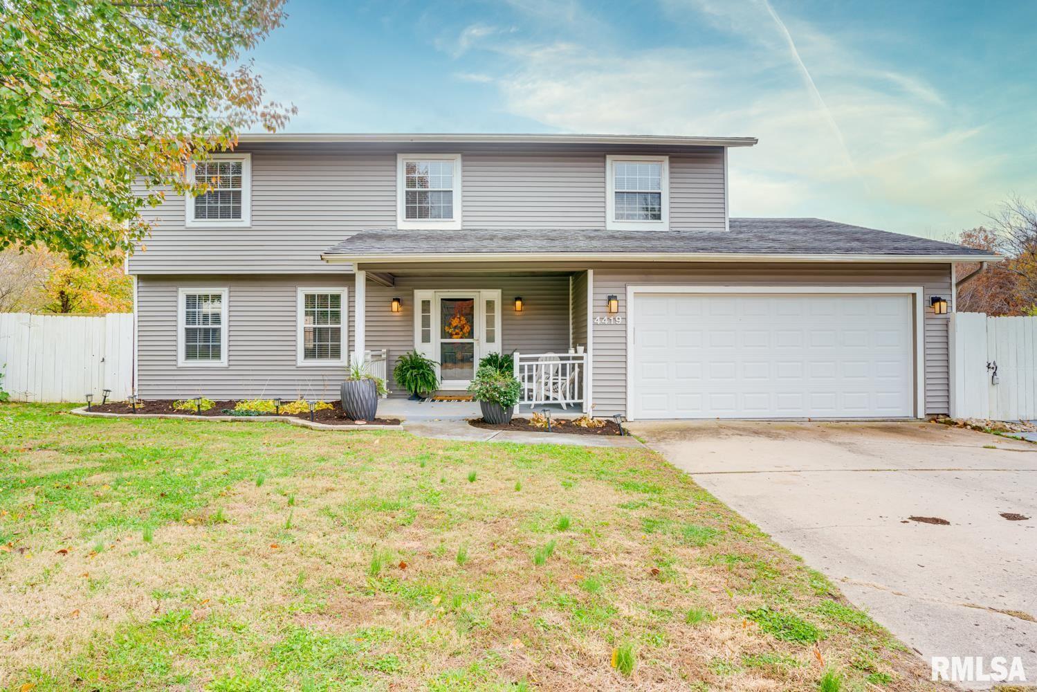 Homes for sale in Mount Vernon, IL | 4419 Woodglen Ln, Mount Vernon, IL 62864 | MLS# EB442194