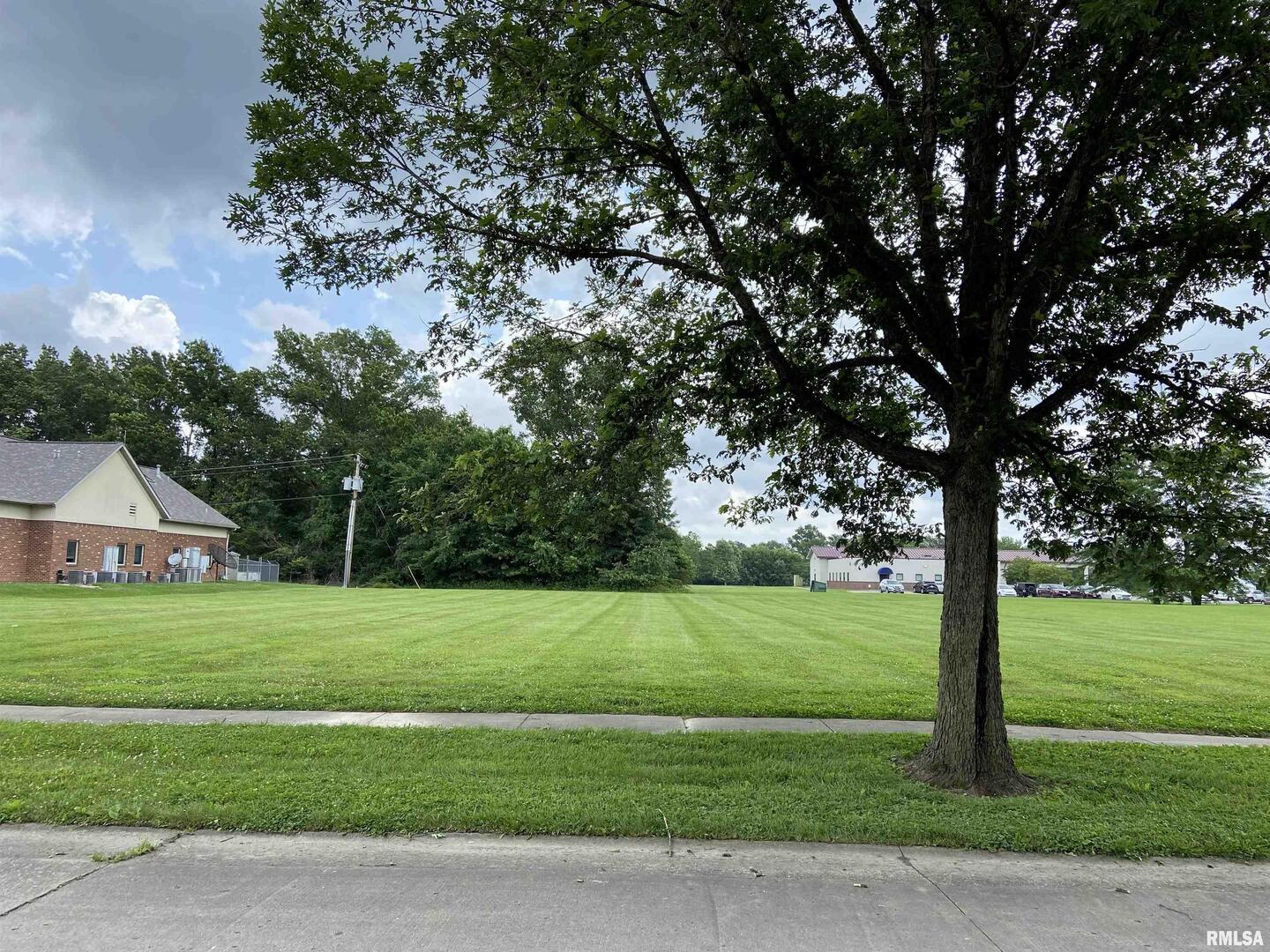 Homes for sale in Salem, IL | Lot 12 Cross Creek Blvd, Salem, IL 62881 | MLS# EB458453