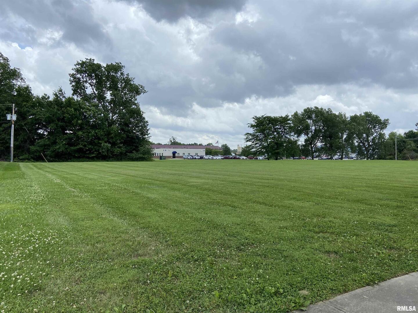 Homes for sale in Salem, IL | Lot 12 Cross Creek Blvd, Salem, IL 62881 | MLS# EB458453