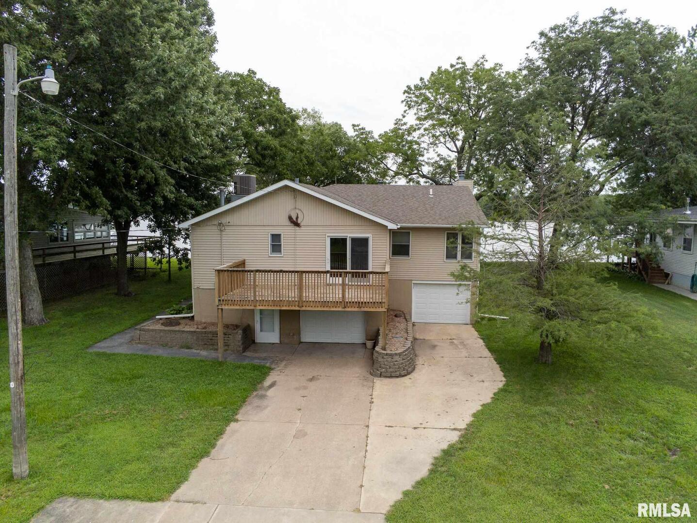 Homes for sale in Davenport, IA | 4523 S Concord St, Davenport, IA 52802 | MLS# QC4220636