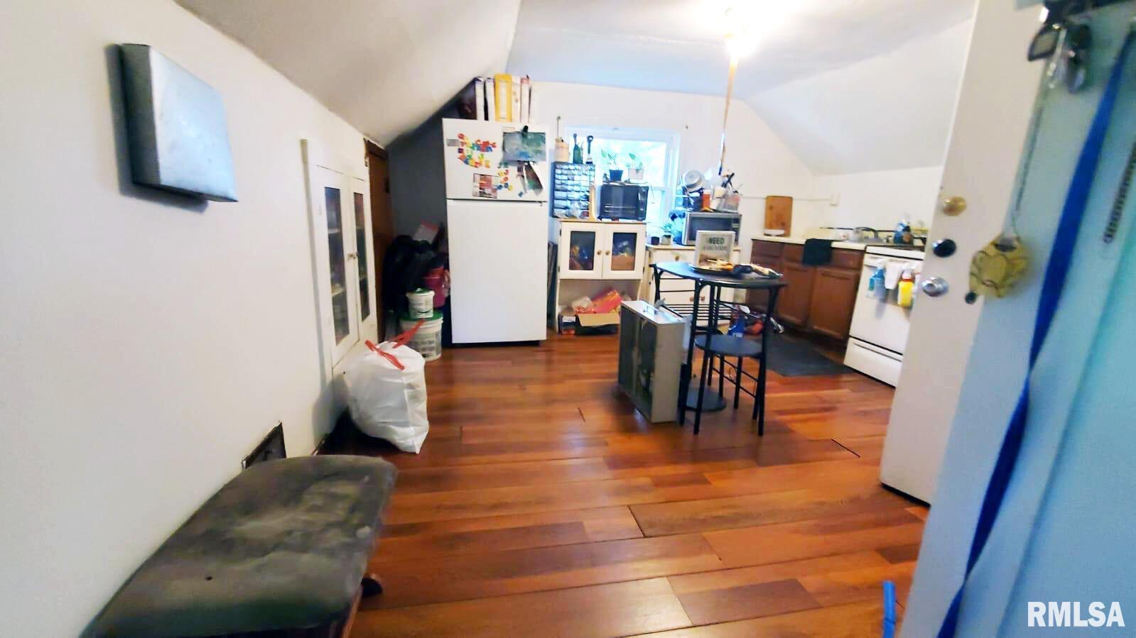 Homes for sale in Mt Vernon, IL | 613 S 16Th St, Mt Vernon, IL 62864 | MLS# QC4259822