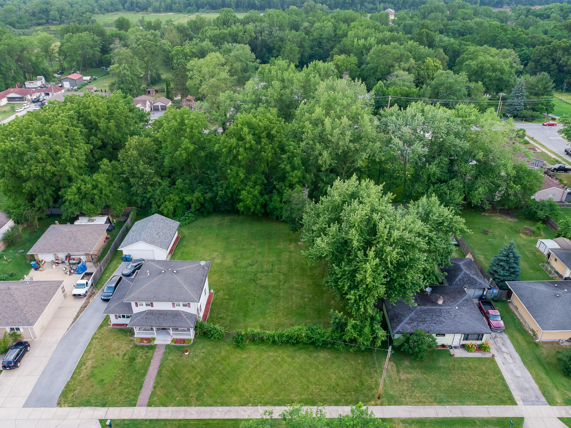 Homes for sale in Schererville, IN | 1000 69Th Pl, Schererville, IN 46375 | MLS# 805703