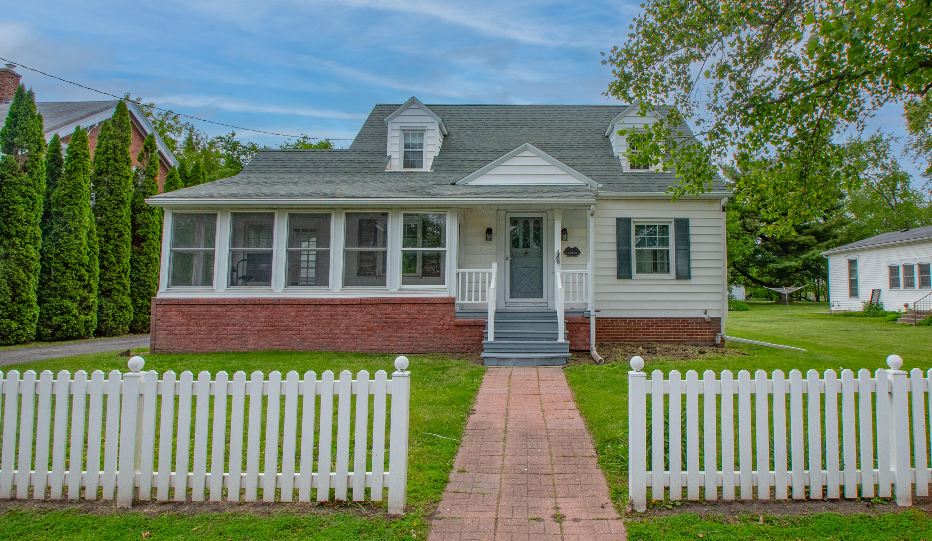 Homes for sale in Goodland, IN | 110 N Newton St, Goodland, IN 47948 | MLS# 821563