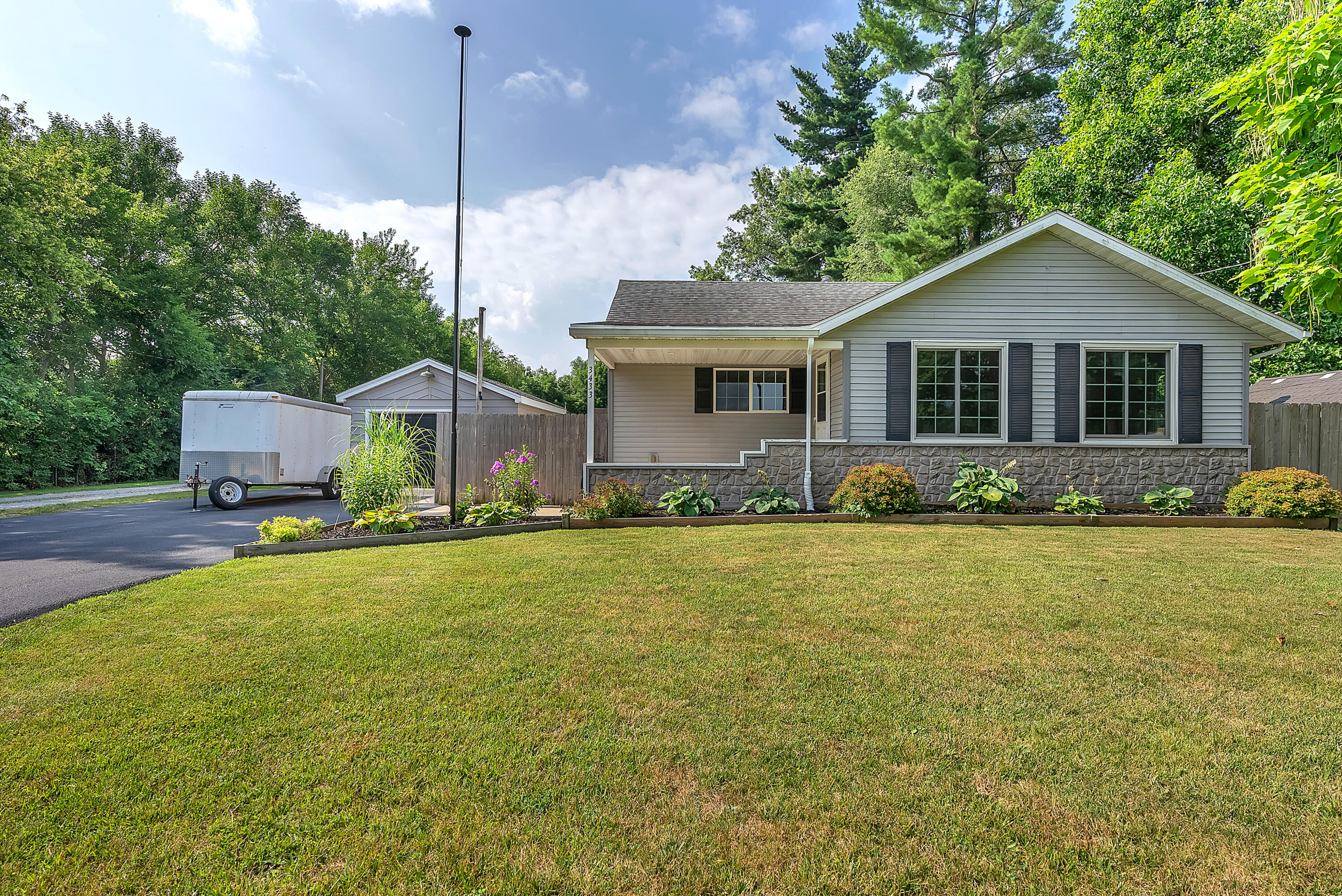 Homes for sale in Lake, IN | 3433 W 950 N, Lake, IN 46349 | MLS# 824326