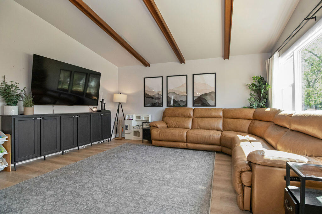 Homes for sale in Griffith, IN | 735 N Glenwood Ave, Griffith, IN 46319 | MLS# 825792