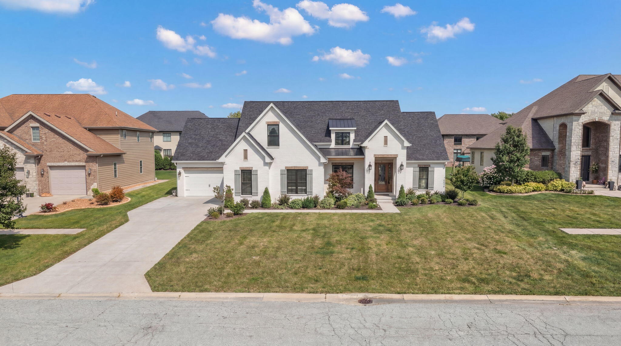 Homes for sale in Munster, IN | 10317 Margo Ln, Munster, IN 46321 | MLS# 826294