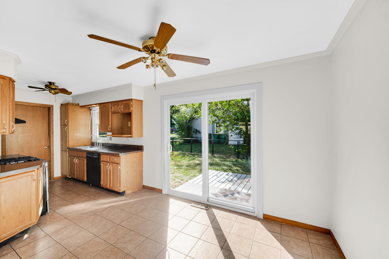 Homes for sale in Valparaiso, IN | 716 Fremont Rd, Valparaiso, IN 46385 | MLS# 828776