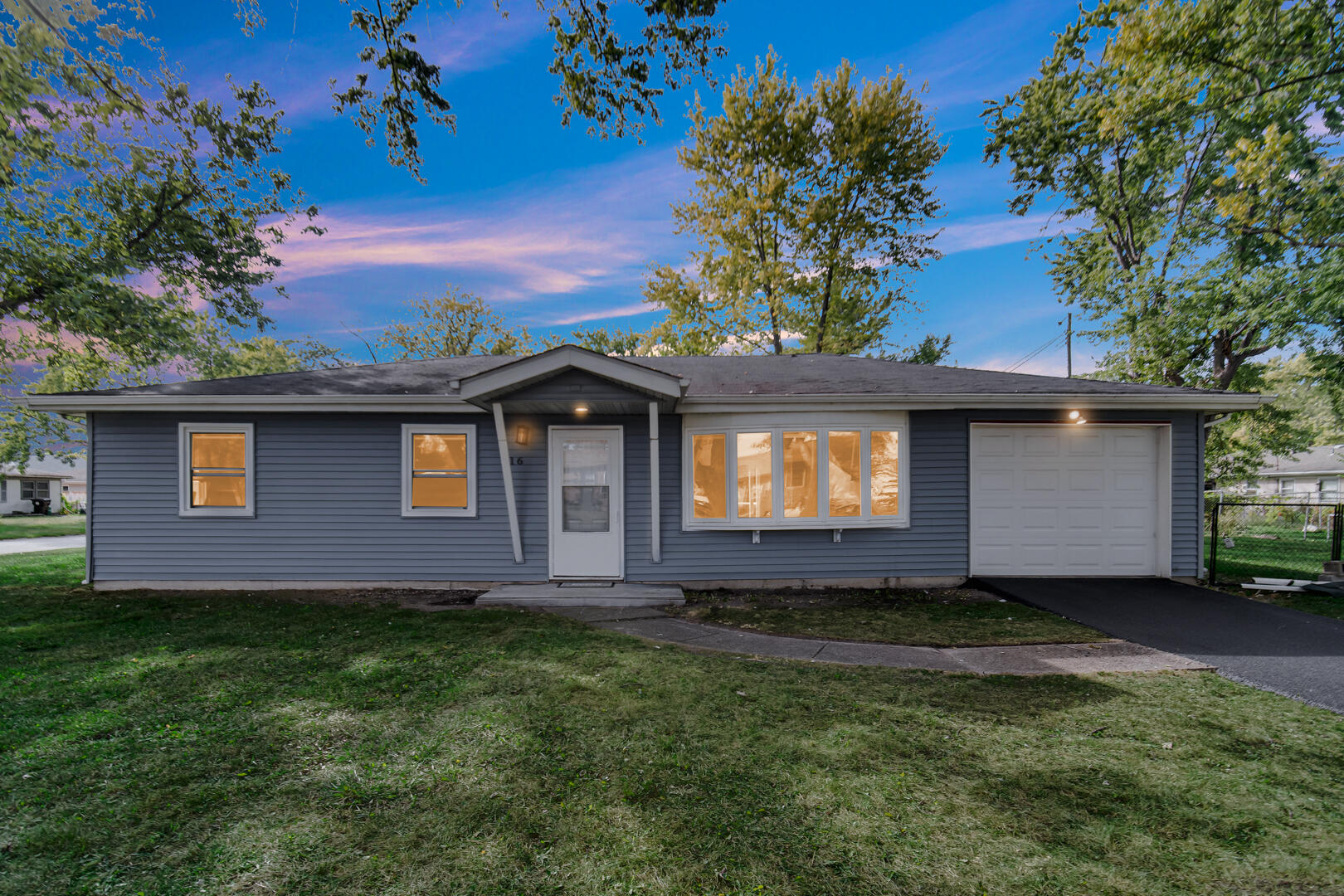 Homes for sale in Valparaiso, IN | 716 Fremont Rd, Valparaiso, IN 46385 | MLS# 828776