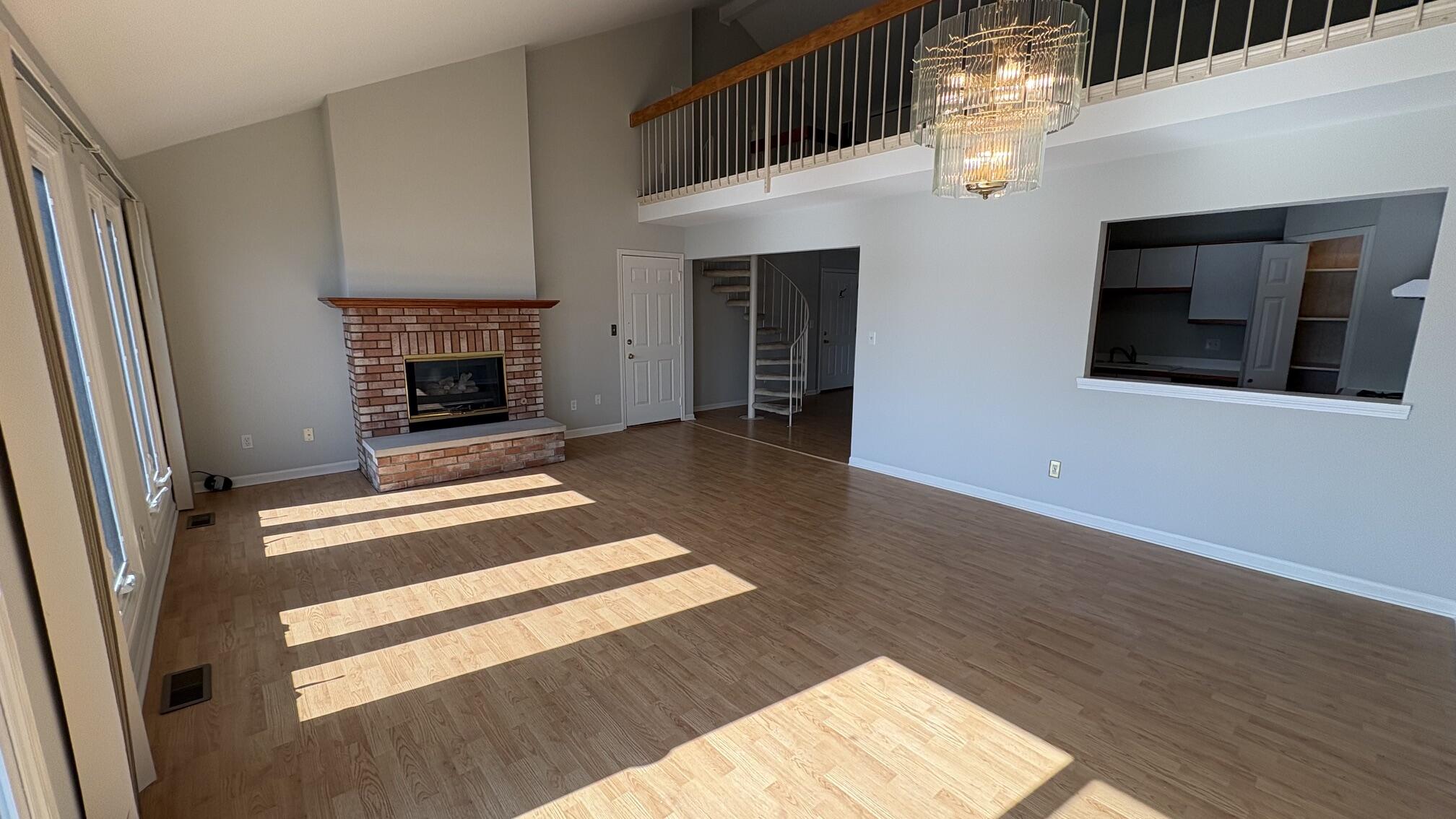 2nd image of 5035 Spinnaker Ln #C, Crown Point, IN 46307 | MLS# 829122
