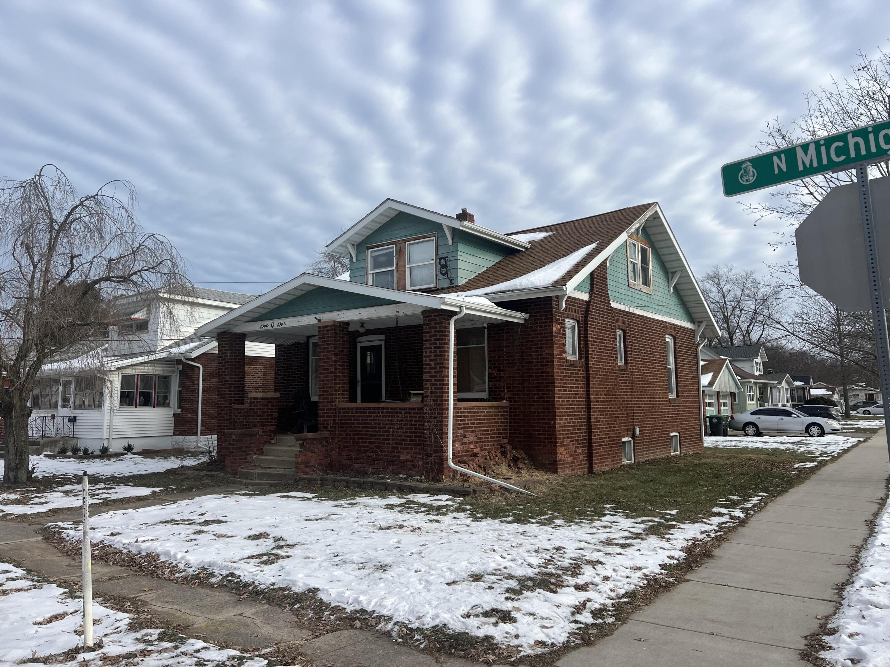 Homes for sale in Hobart, IN | 101 N Michigan Ave, Hobart, IN 46342 | MLS# 832095