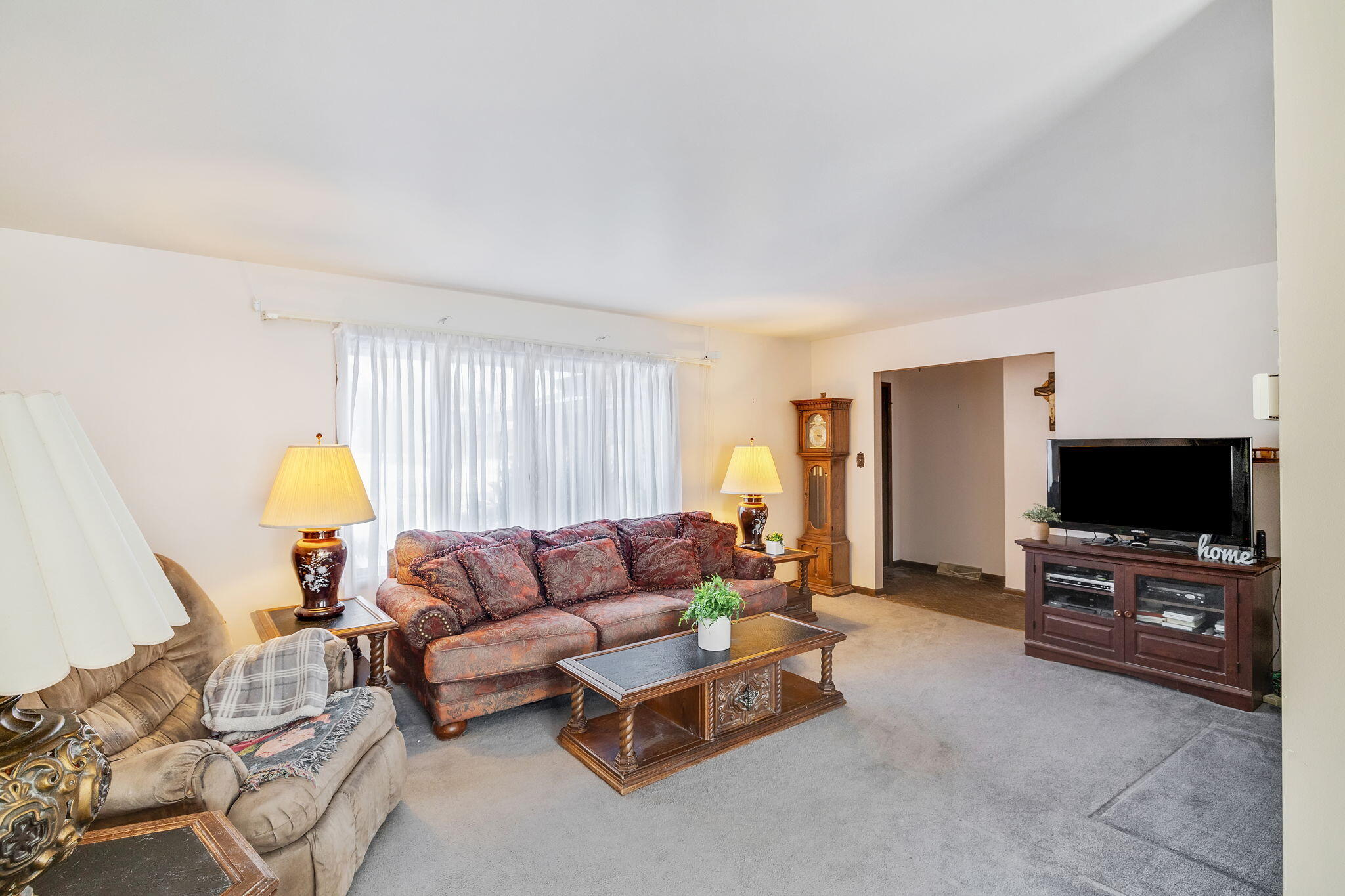 Homes for sale in Munster, IN | 8120 Tapper Ave, Munster, IN 46321 | MLS# 833321