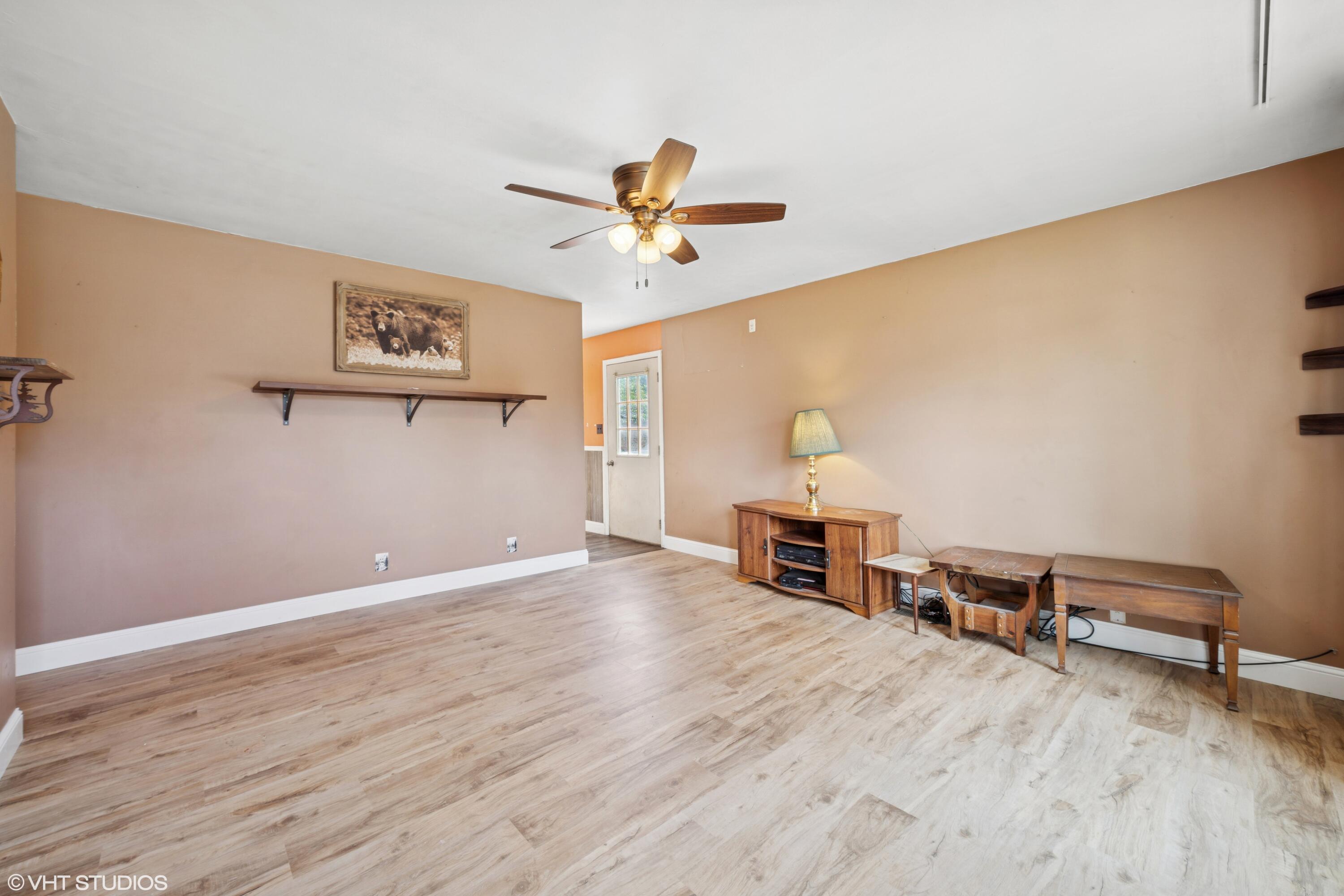 Homes for sale in Michigan City, IN | 805 Henry St, Michigan City, IN 46360 | MLS# 833323