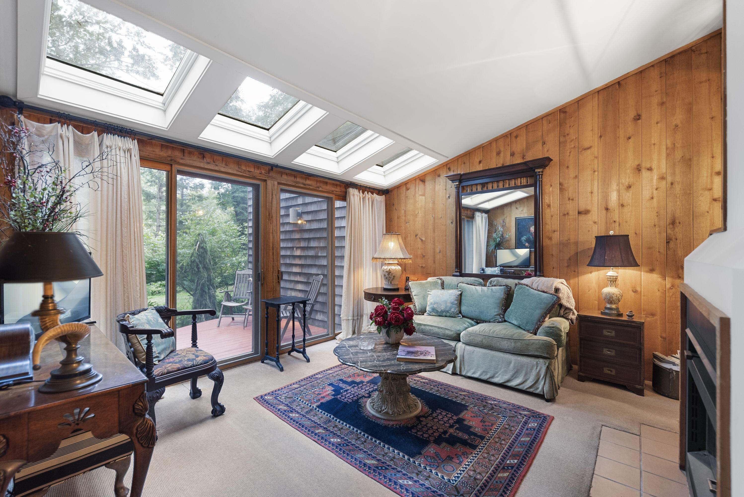 Homes for sale in Michiana Shores, IN | 3820 Hiawatha Dr, Michiana Shores, IN 46360 | MLS# 833329