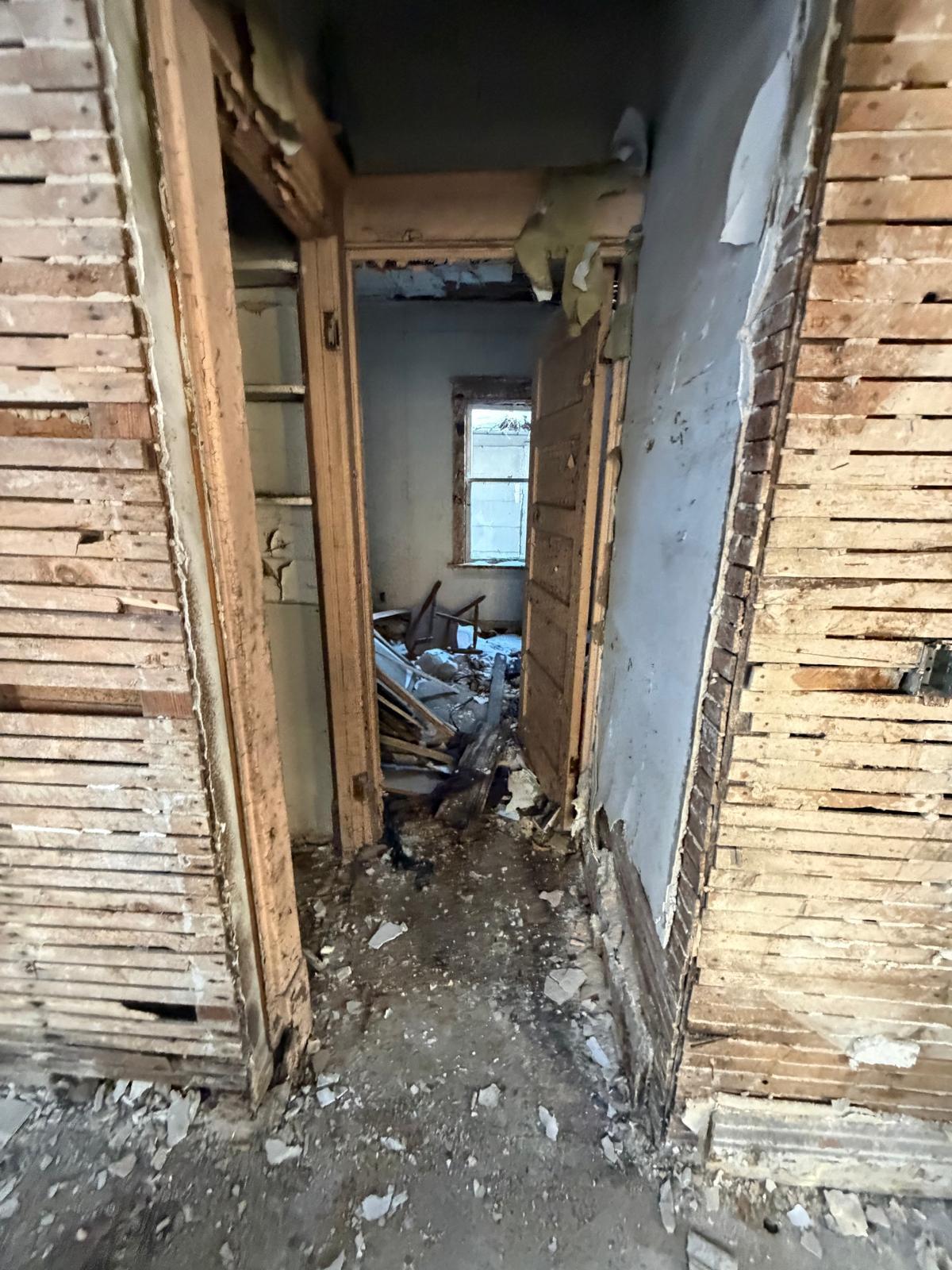 Homes for sale in Gary, IN | 4549 Pennsylvania St, Gary, IN 46409 | MLS# 833464