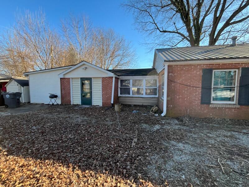 Homes for sale in Evansville, IN | 2216 E Michigan St, Evansville, IN 47711 | MLS# 833424