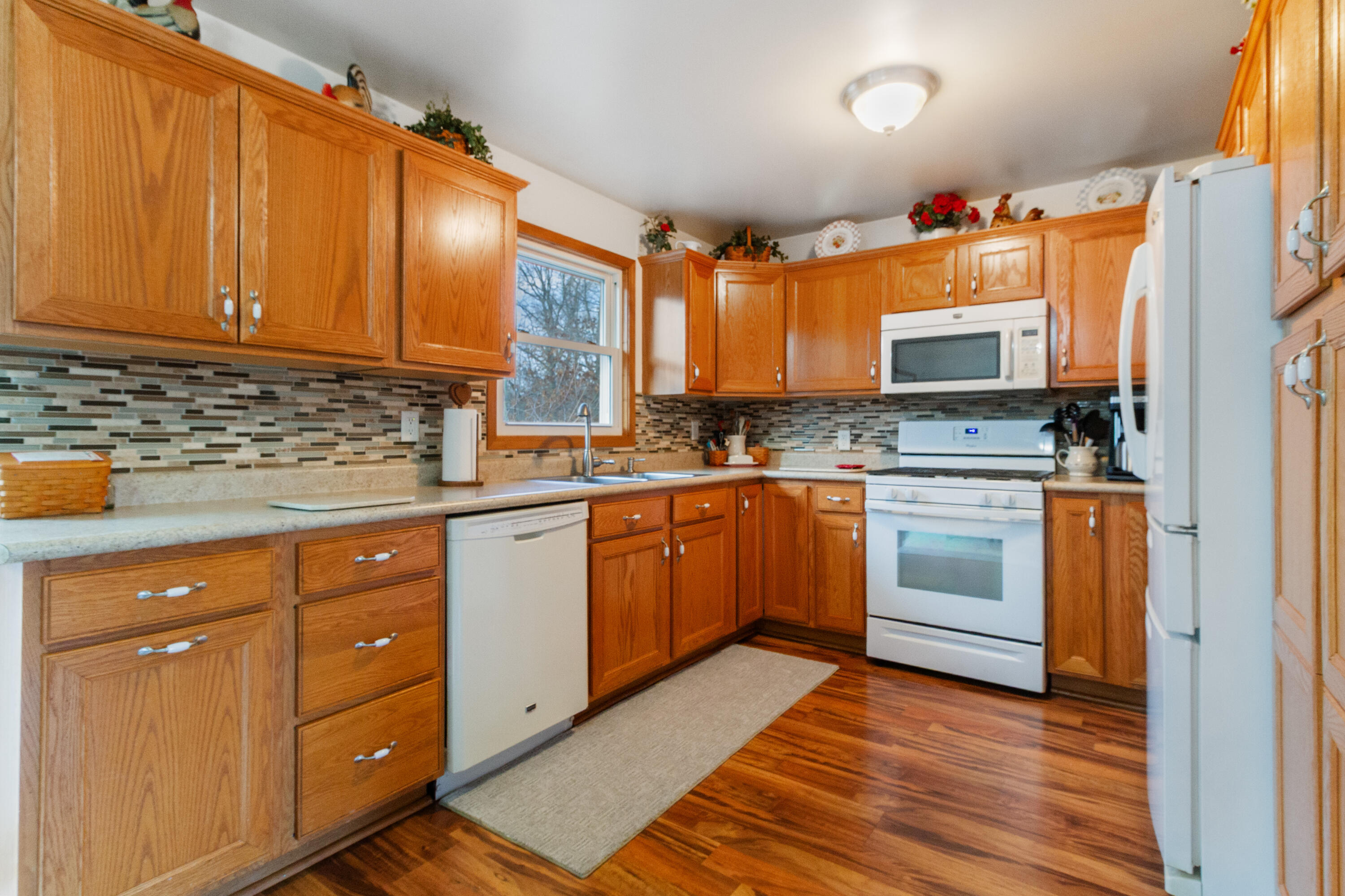 Homes for sale in De Motte, IN | 4092 Ethel St E, De Motte, IN 46310 | MLS# 834992
