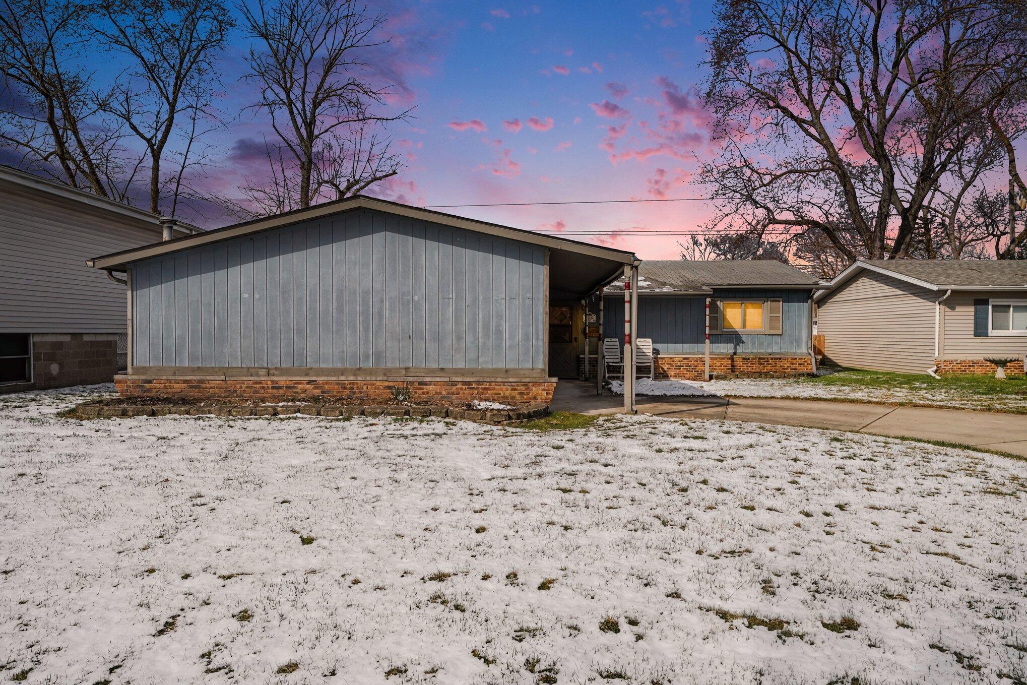 Homes for sale in Griffith, IN | 736 N Glenwood Ave, Griffith, IN 46319 | MLS# 835673