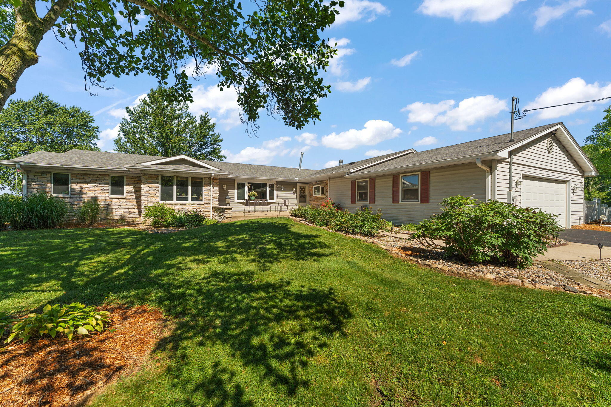 Homes for sale in Valparaiso, IN | 277 E 500 N, Valparaiso, IN 46383 | MLS# 838854