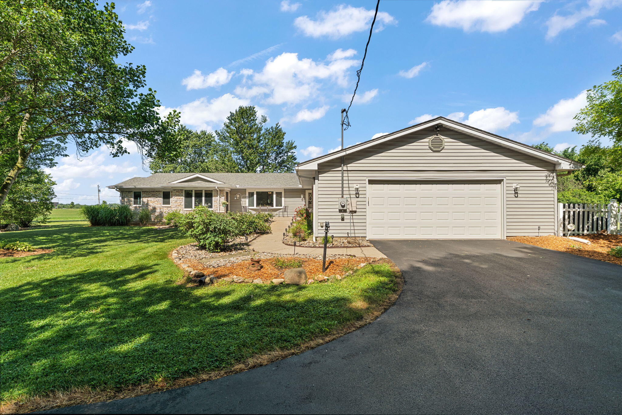 Homes for sale in Valparaiso, IN | 277 E 500 N, Valparaiso, IN 46383 | MLS# 838854
