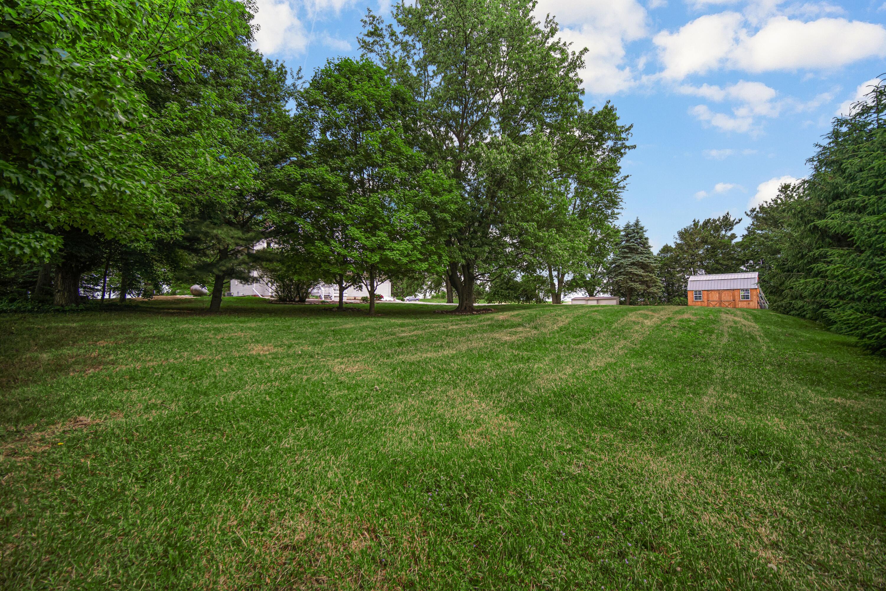 Homes for sale in Hebron, IN | 476 S State Road 2, Hebron, IN 46341 | MLS# 839750