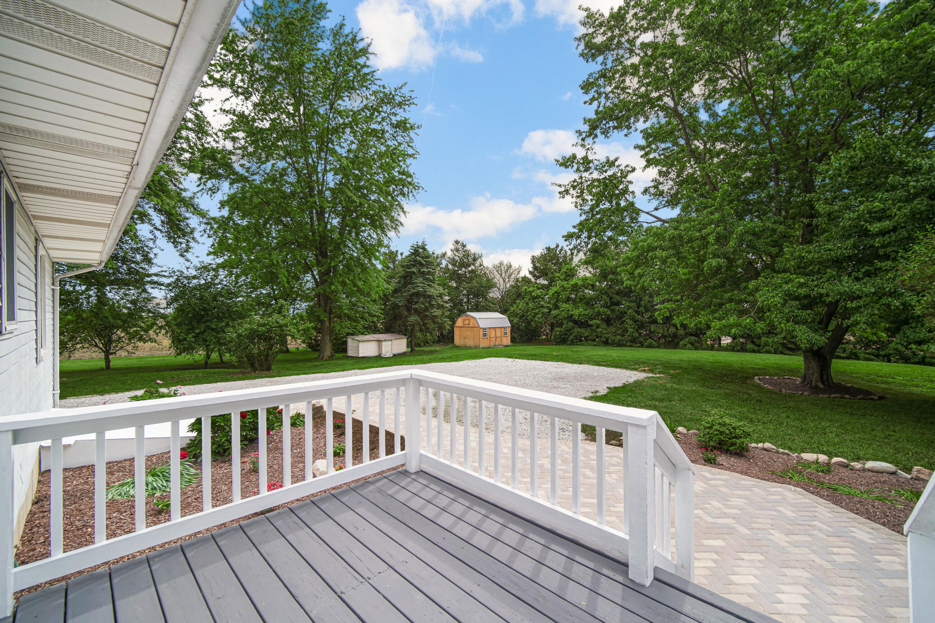 Homes for sale in Hebron, IN | 476 S State Road 2, Hebron, IN 46341 | MLS# 839750