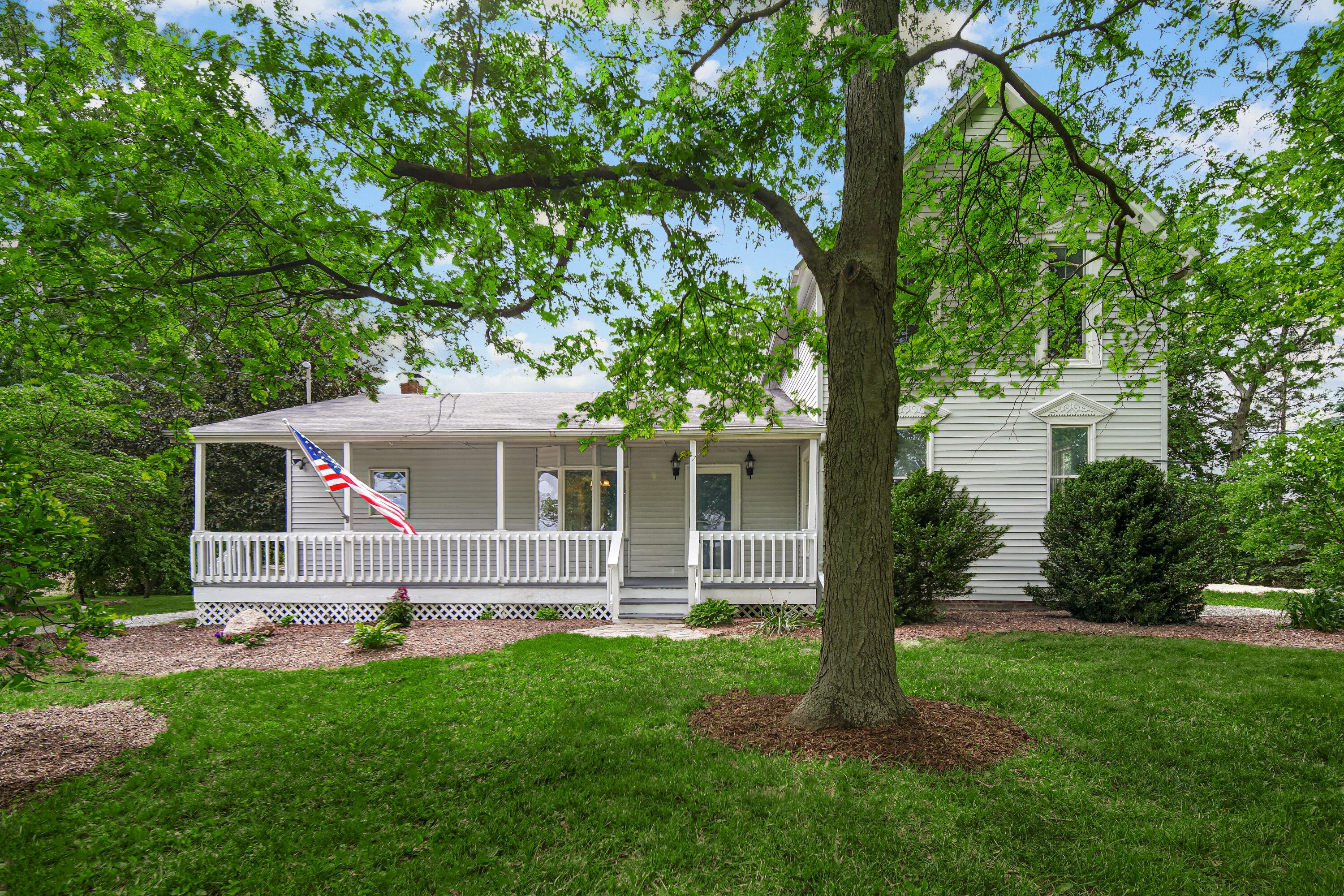Homes for sale in Hebron, IN | 476 S State Road 2, Hebron, IN 46341 | MLS# 839750
