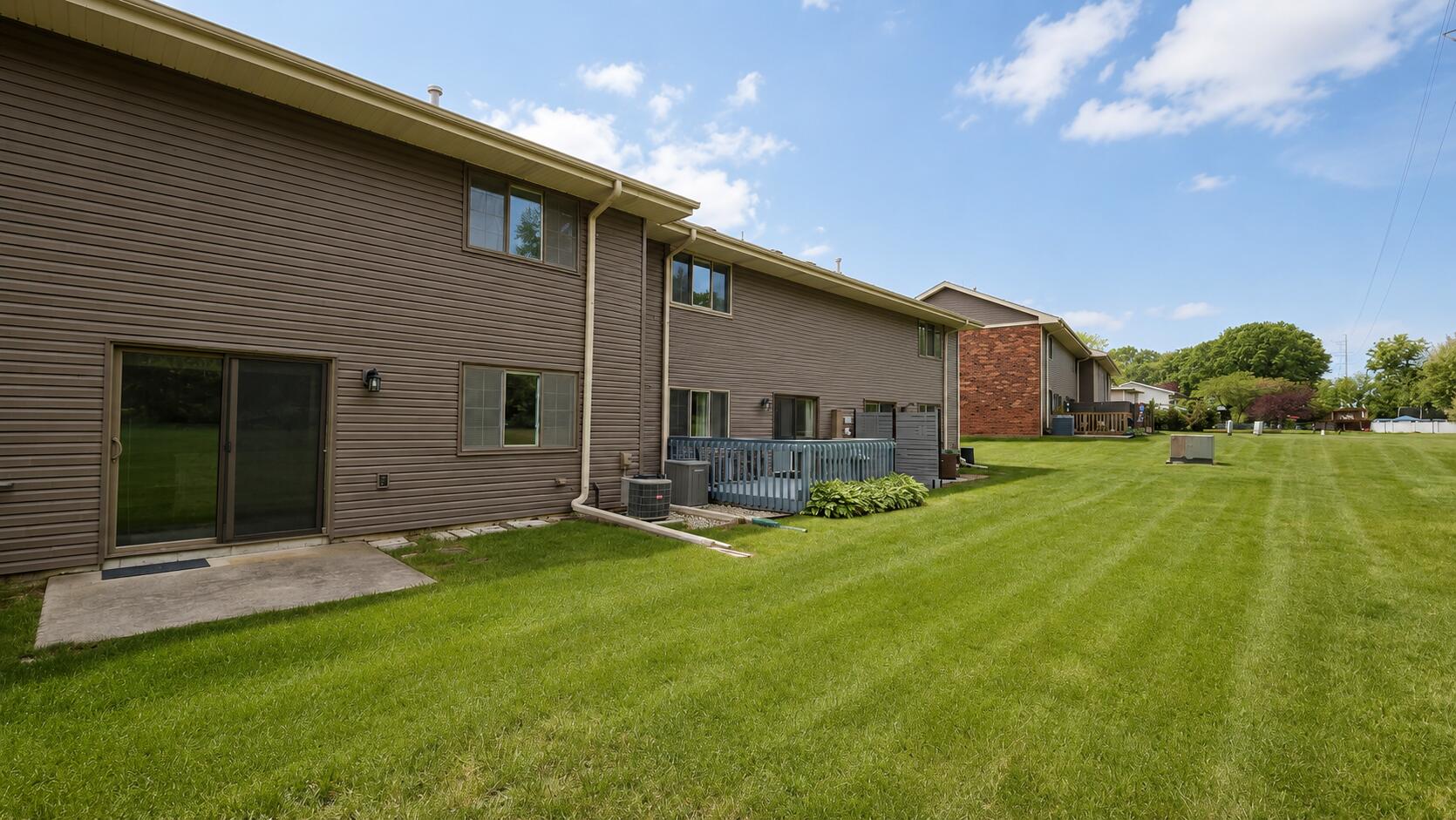 Homes for sale in Crown Point, IN | 8327 Fairbanks St #4c, Crown Point, IN 46307 | MLS# 839725