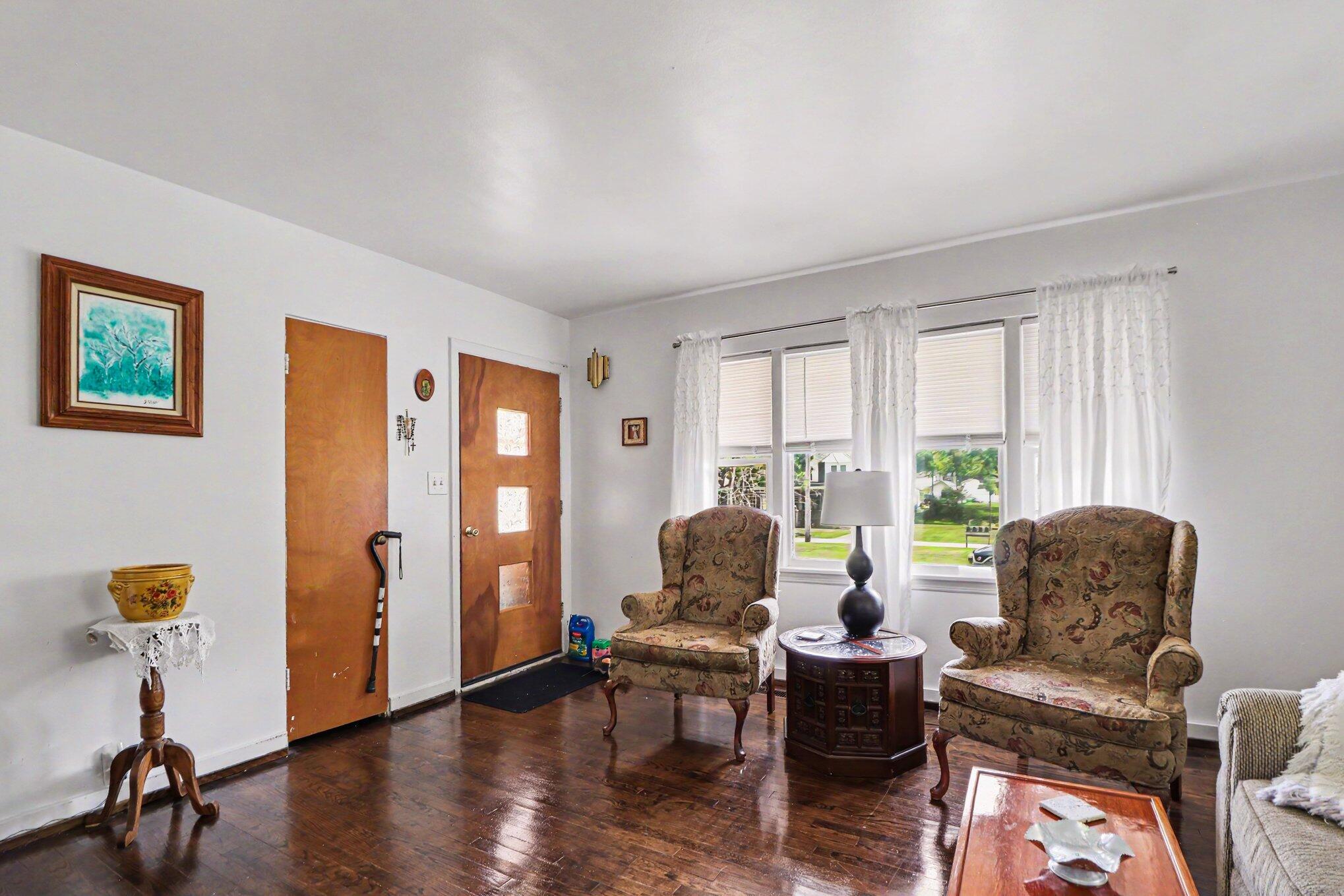 Homes for sale in Hebron, IN | 206 S Adams St, Hebron, IN 46341 | MLS# 840000