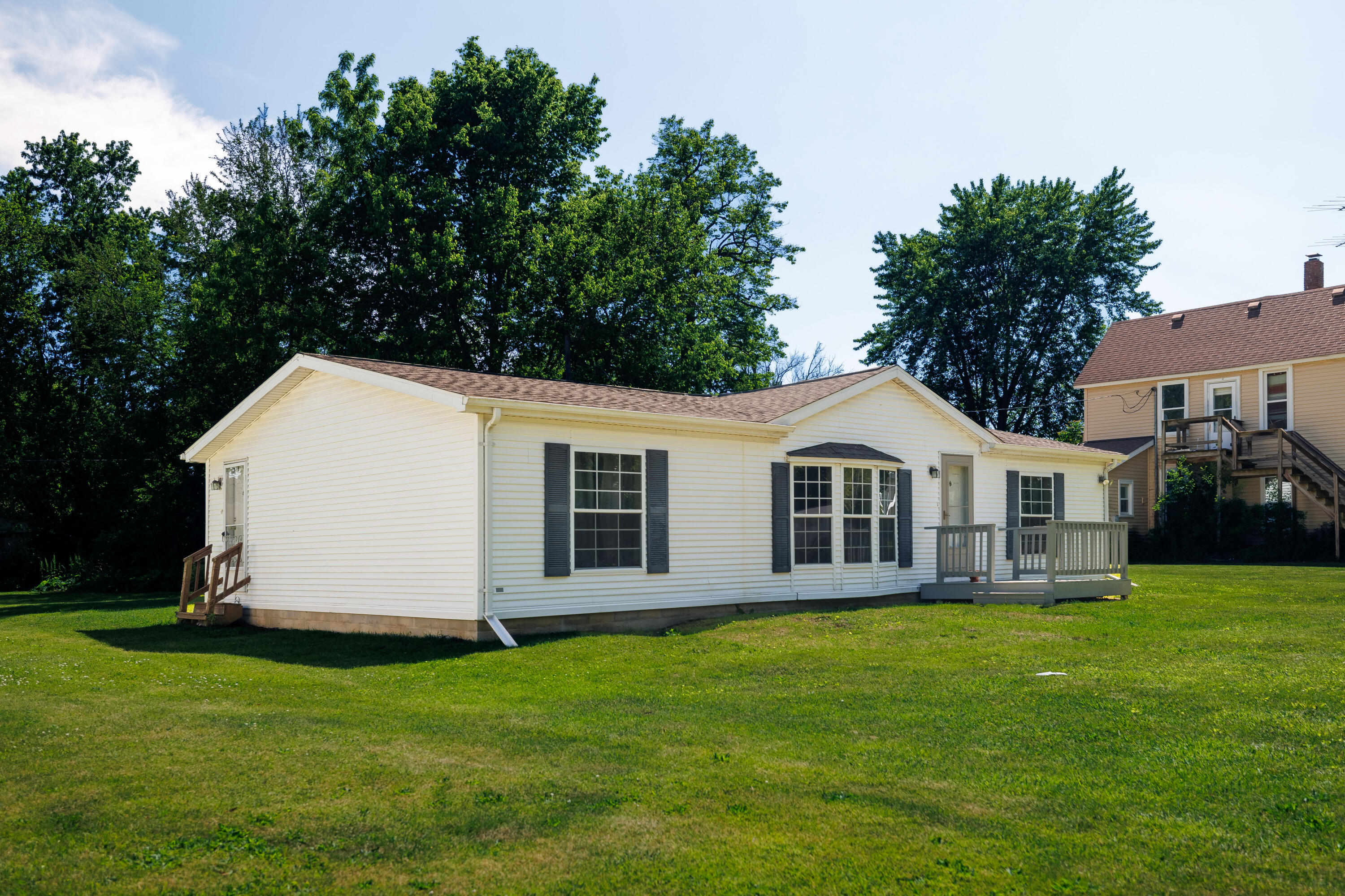 Homes for sale in Morocco, IN | 605 E Washington St, Morocco, IN 47963 | MLS# 839854