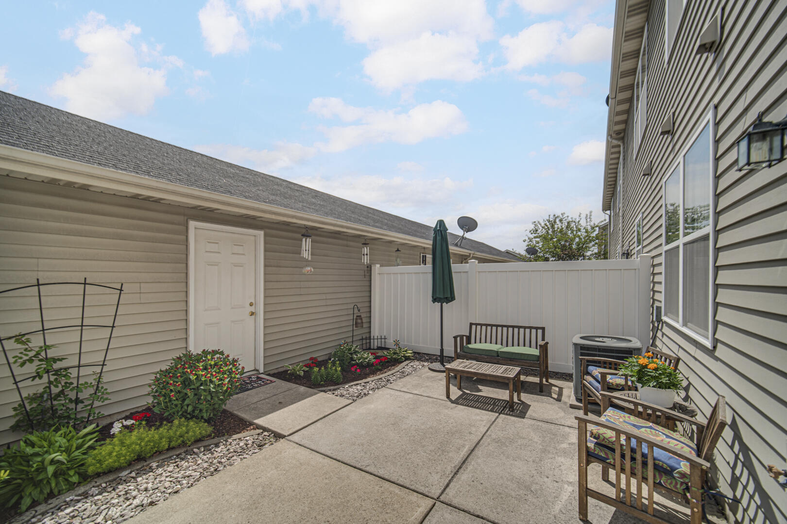 Homes for sale in Crown Point, IN | 11439 Vermont Pl, Crown Point, IN 46307 | MLS# 839895