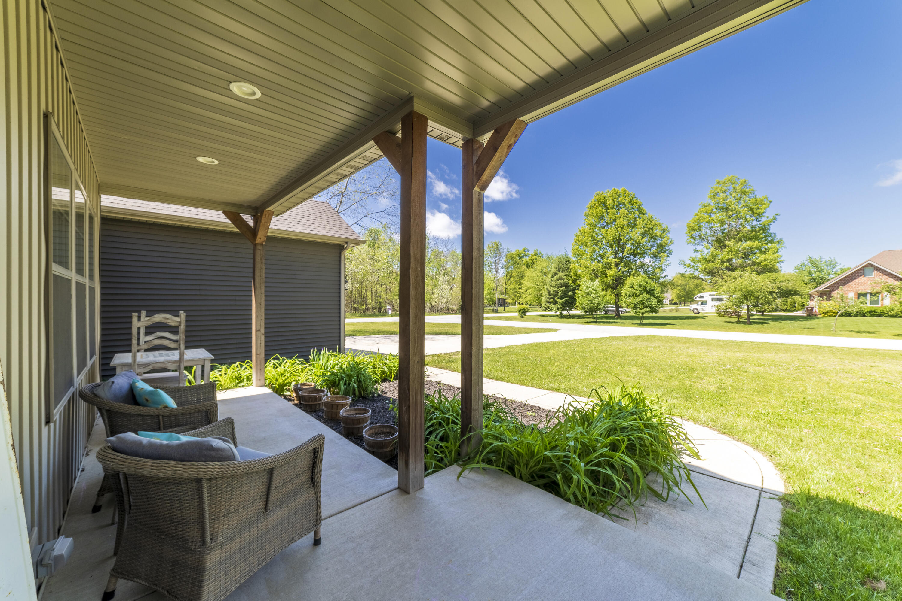 Homes for sale in Wheatfield, IN | 10451 Mattie Ln, Wheatfield, IN 46392 | MLS# 839905