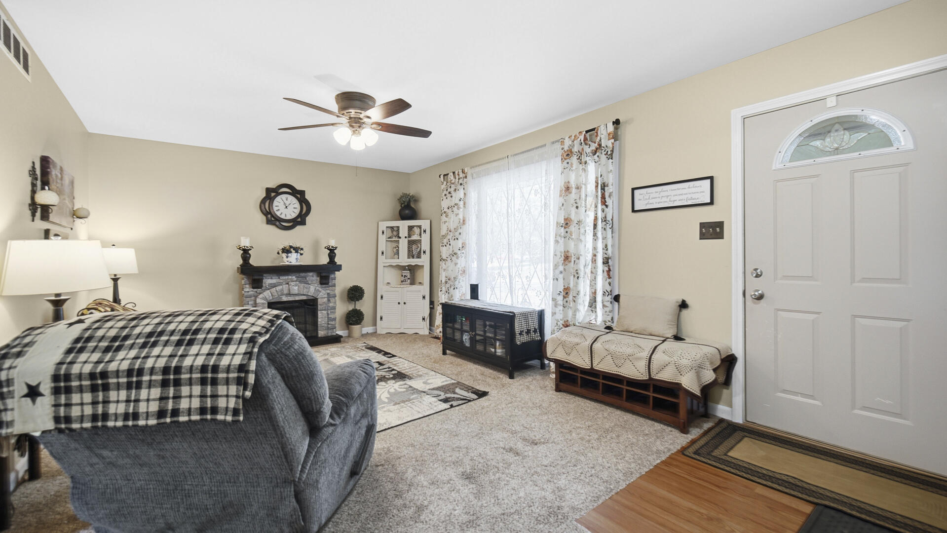 Homes for sale in Hebron, IN | 72 Maple Ct, Hebron, IN 46341 | MLS# 840155