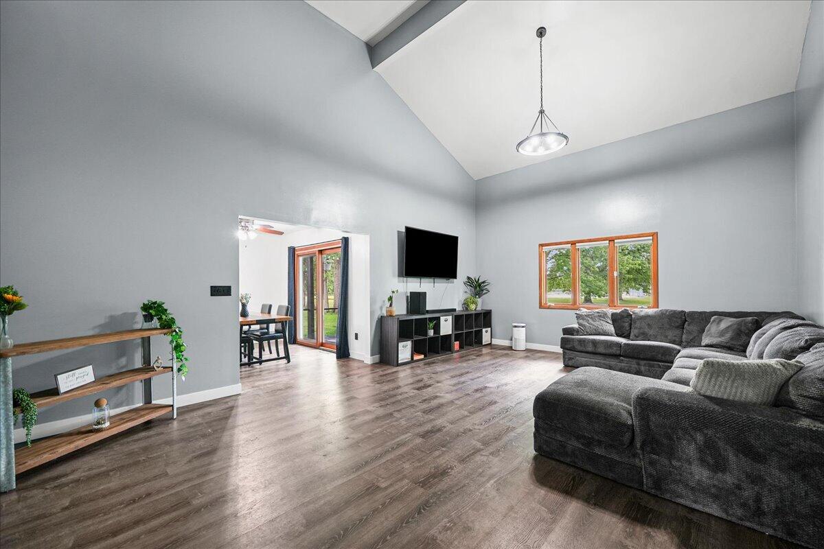 4th image of 2215 Texas St, Chesterton, IN 46304 | MLS# 840803