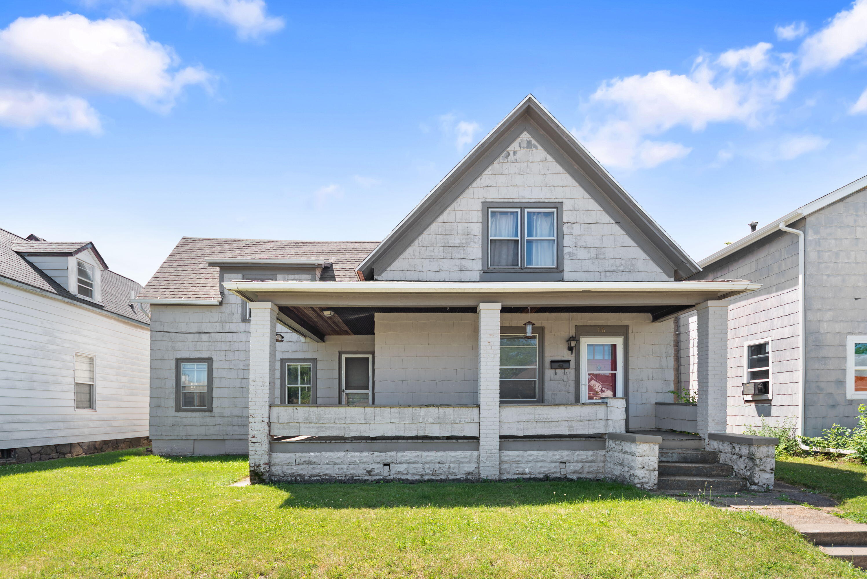 Homes for sale in Michigan City, IN | 116 W Barker Ave, Michigan City, IN 46360 | MLS# 840739