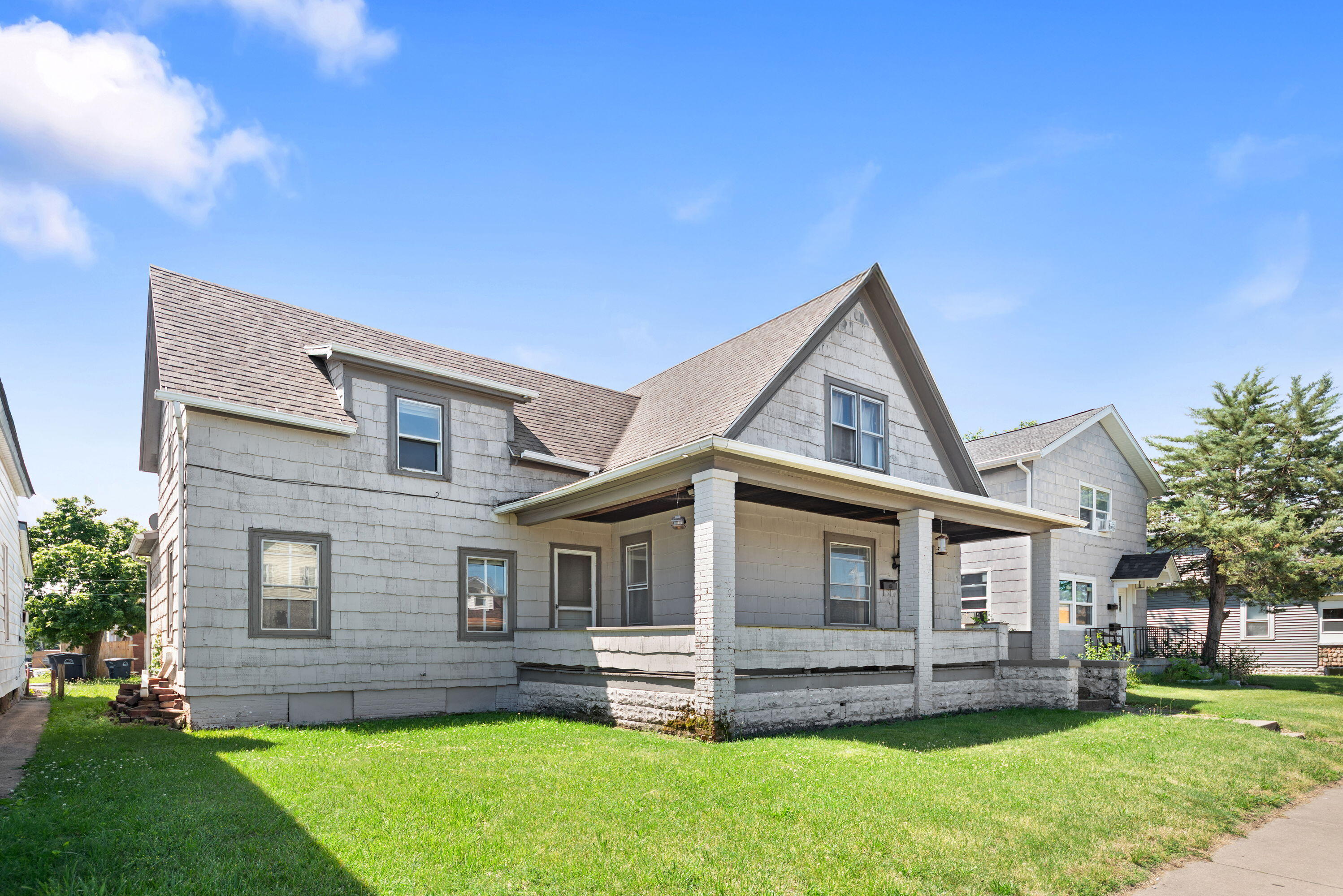 Homes for sale in Michigan City, IN | 116 W Barker Ave, Michigan City, IN 46360 | MLS# 840739