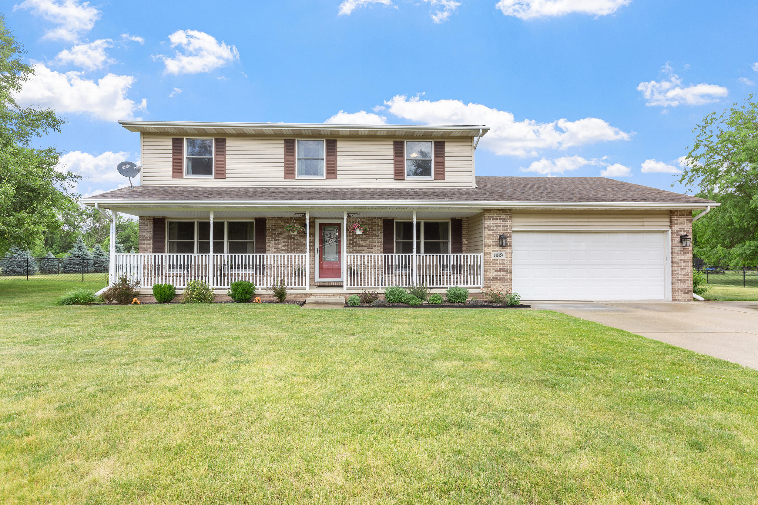 Homes for sale in Hebron, IN | 889 Rustic Acres Ln, Hebron, IN 46341 | MLS# 840534