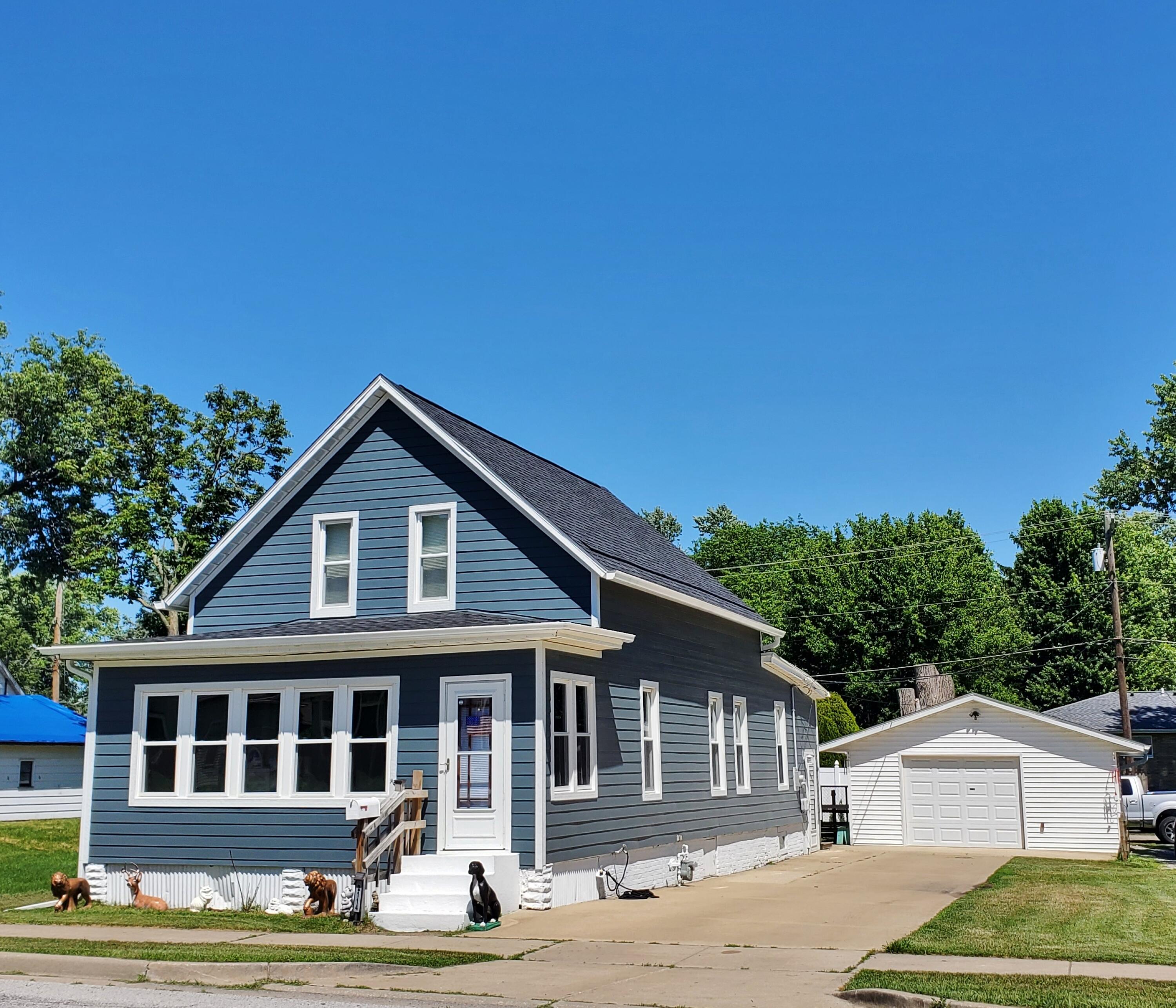 Homes for sale in Michigan City, IN | 2114 Ohio St, Michigan City, IN 46360 | MLS# 840688
