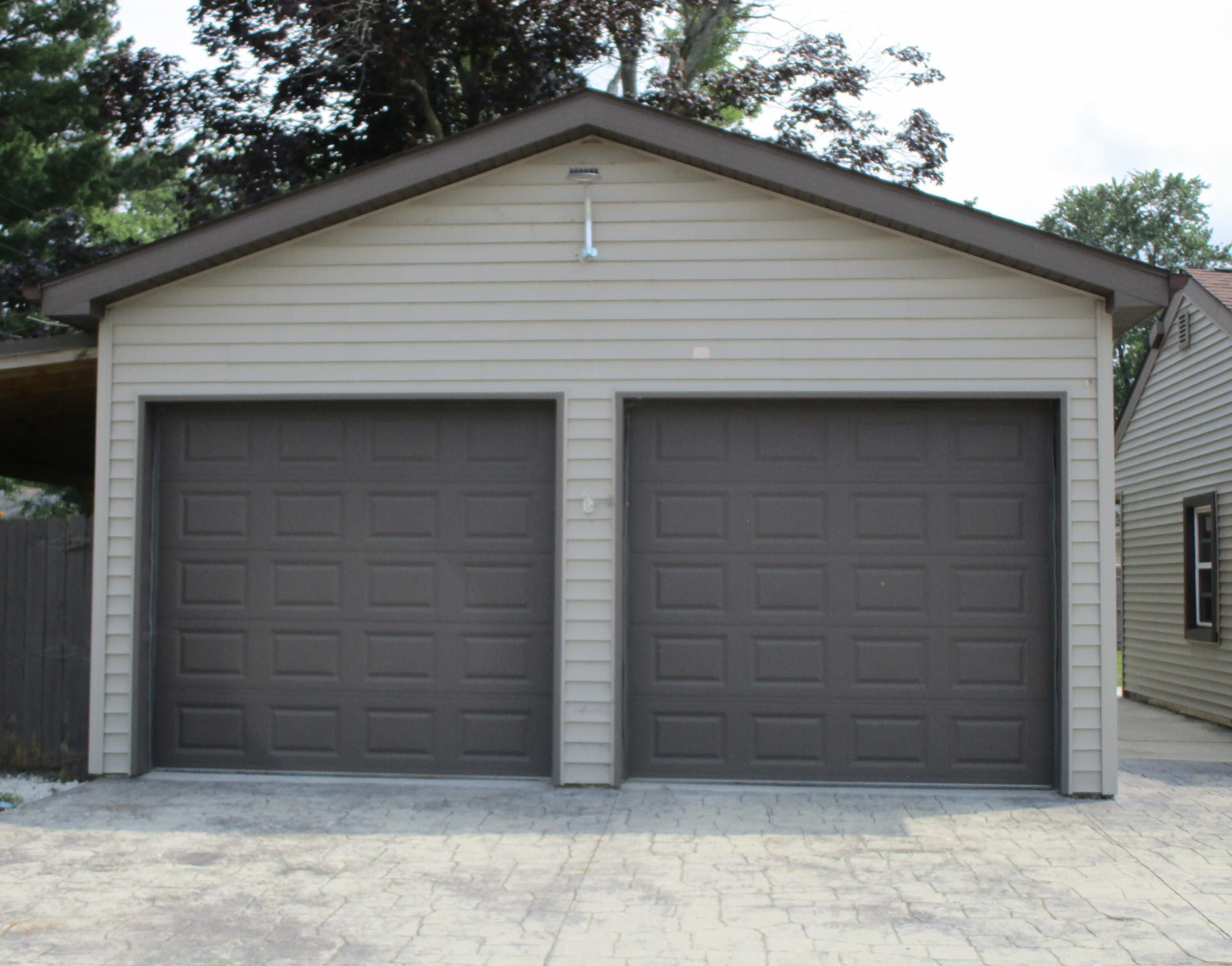 4th image of 1105 E Rand St, Hobart, IN 46342 | MLS# 843085
