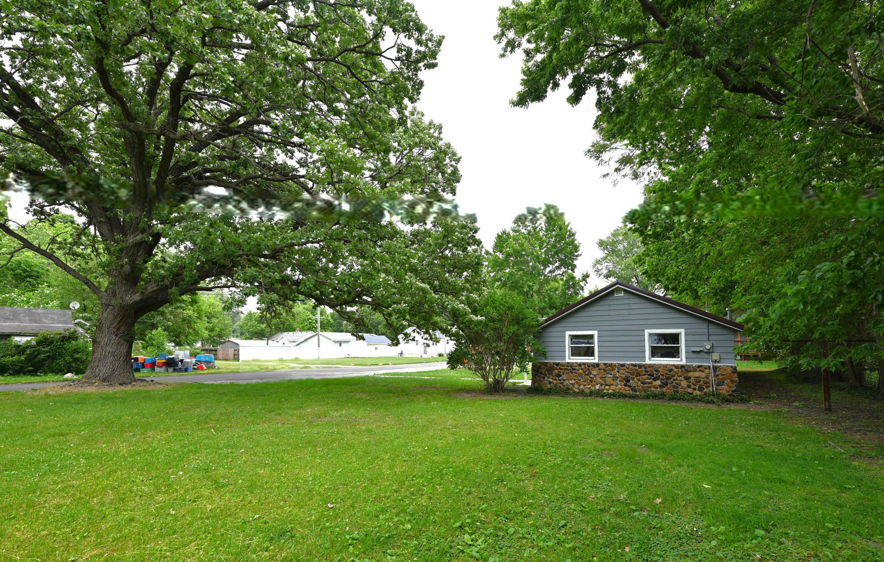 Homes for sale in Winamac, IN | 319 W 13th St, Winamac, IN 46996 | MLS# 840693
